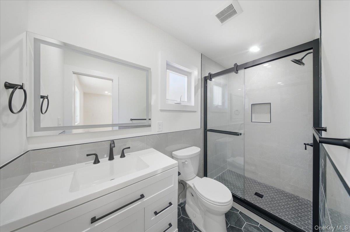 1 Rocco Drive Property Photo 18