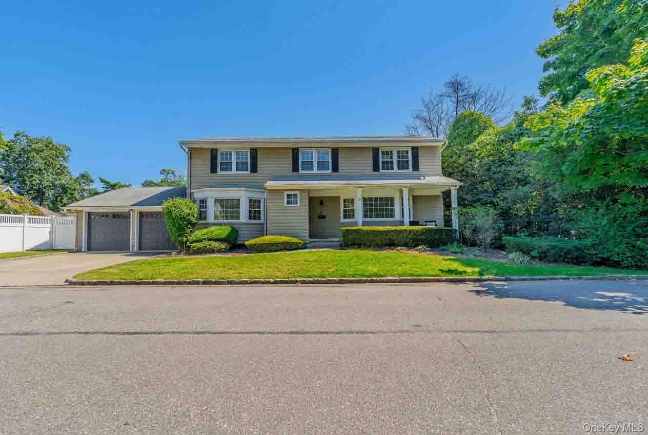 2 Ike Place Property Photo 1