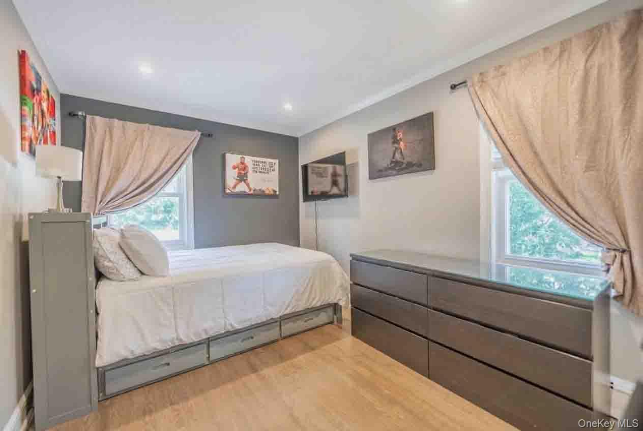 2 Ike Place Property Photo 13