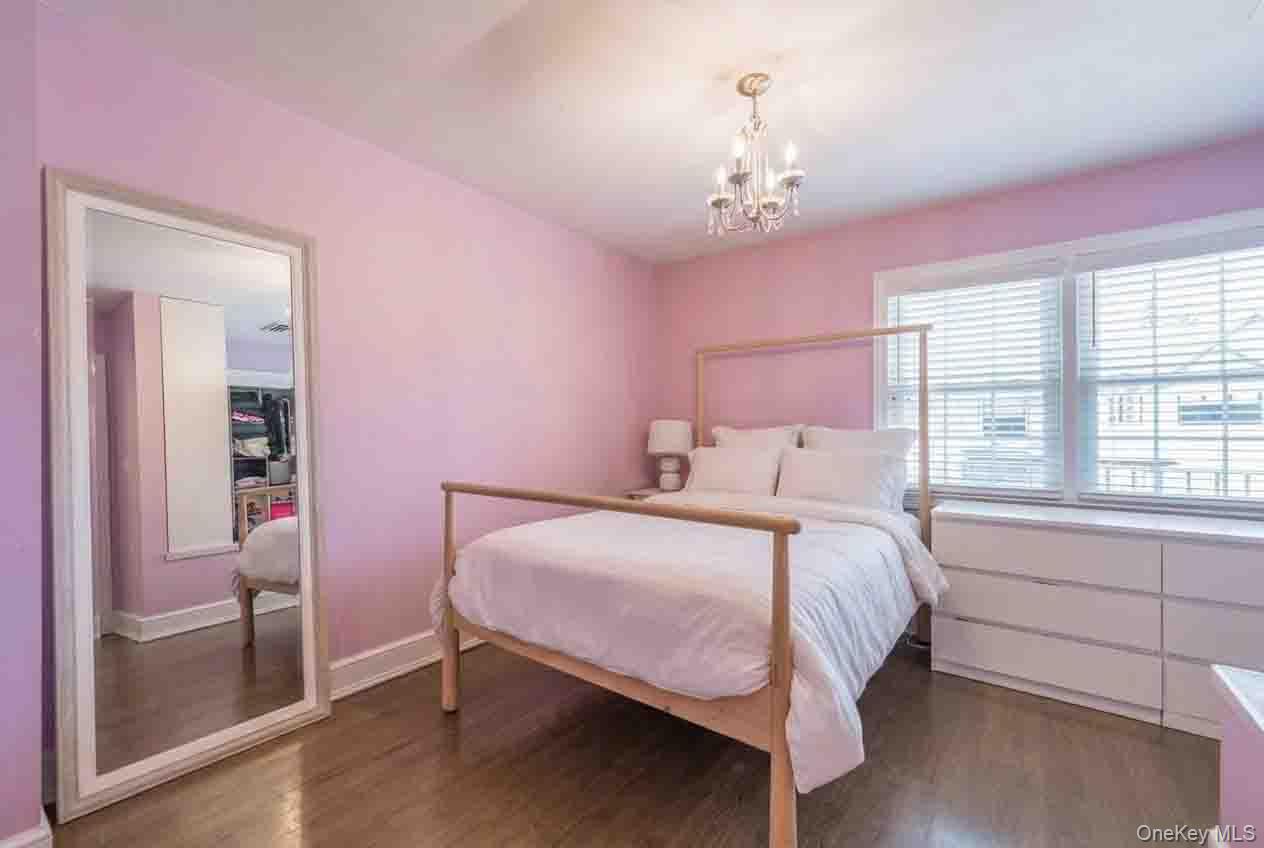 2 Ike Place Property Photo 14