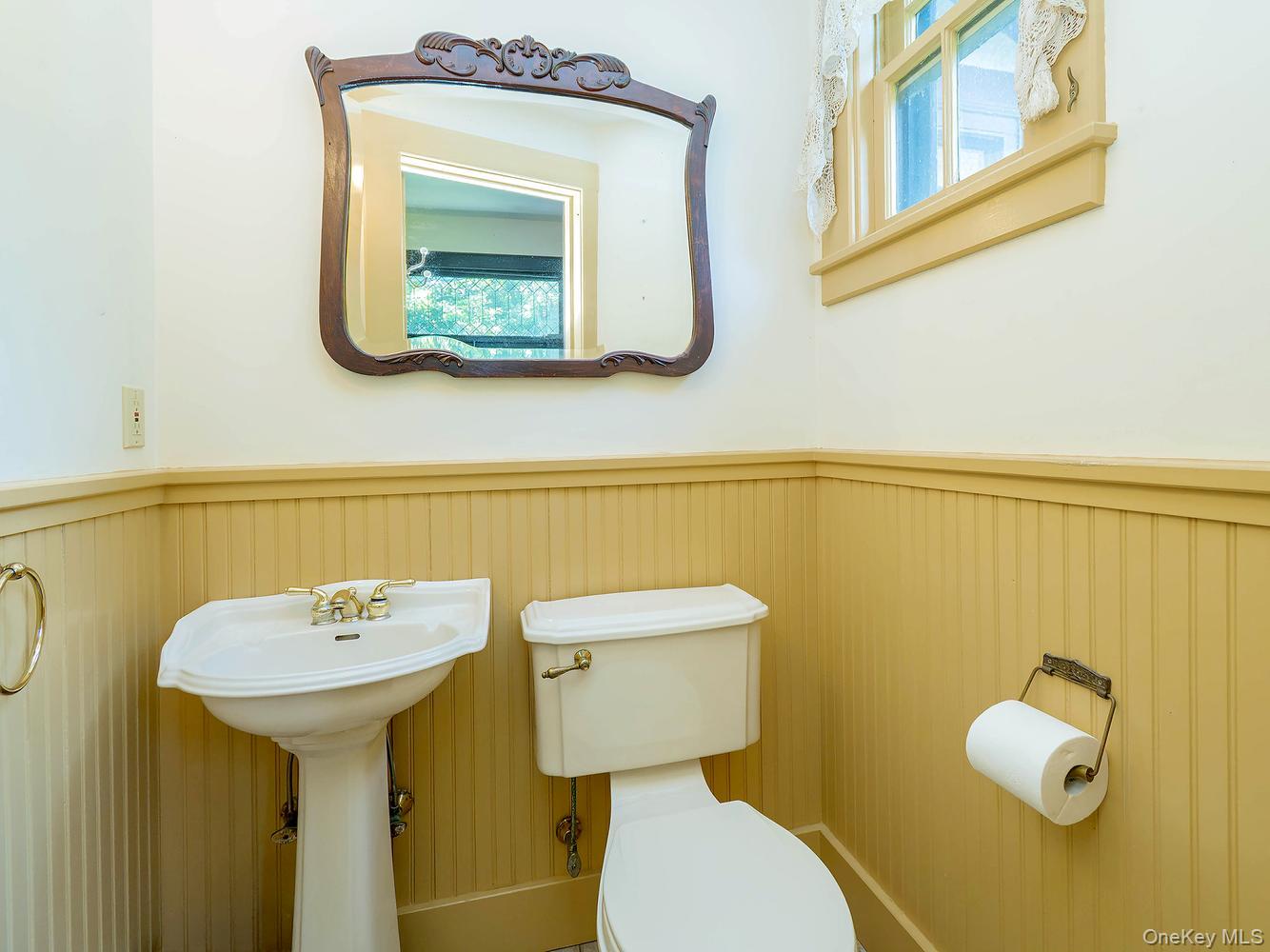 230 Littleworth Lane Property Photo 7