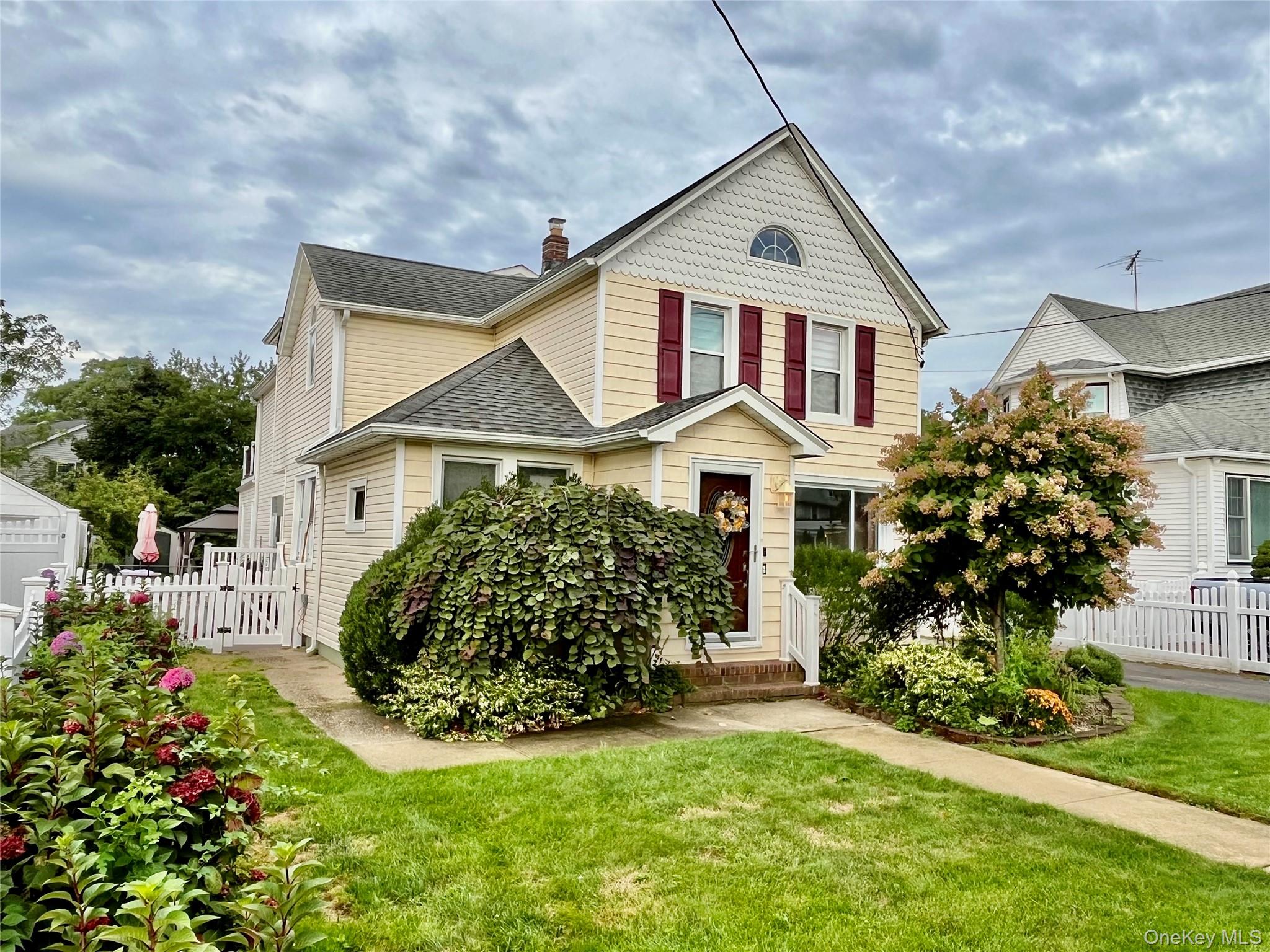 85 Spencer Avenue Property Photo 2