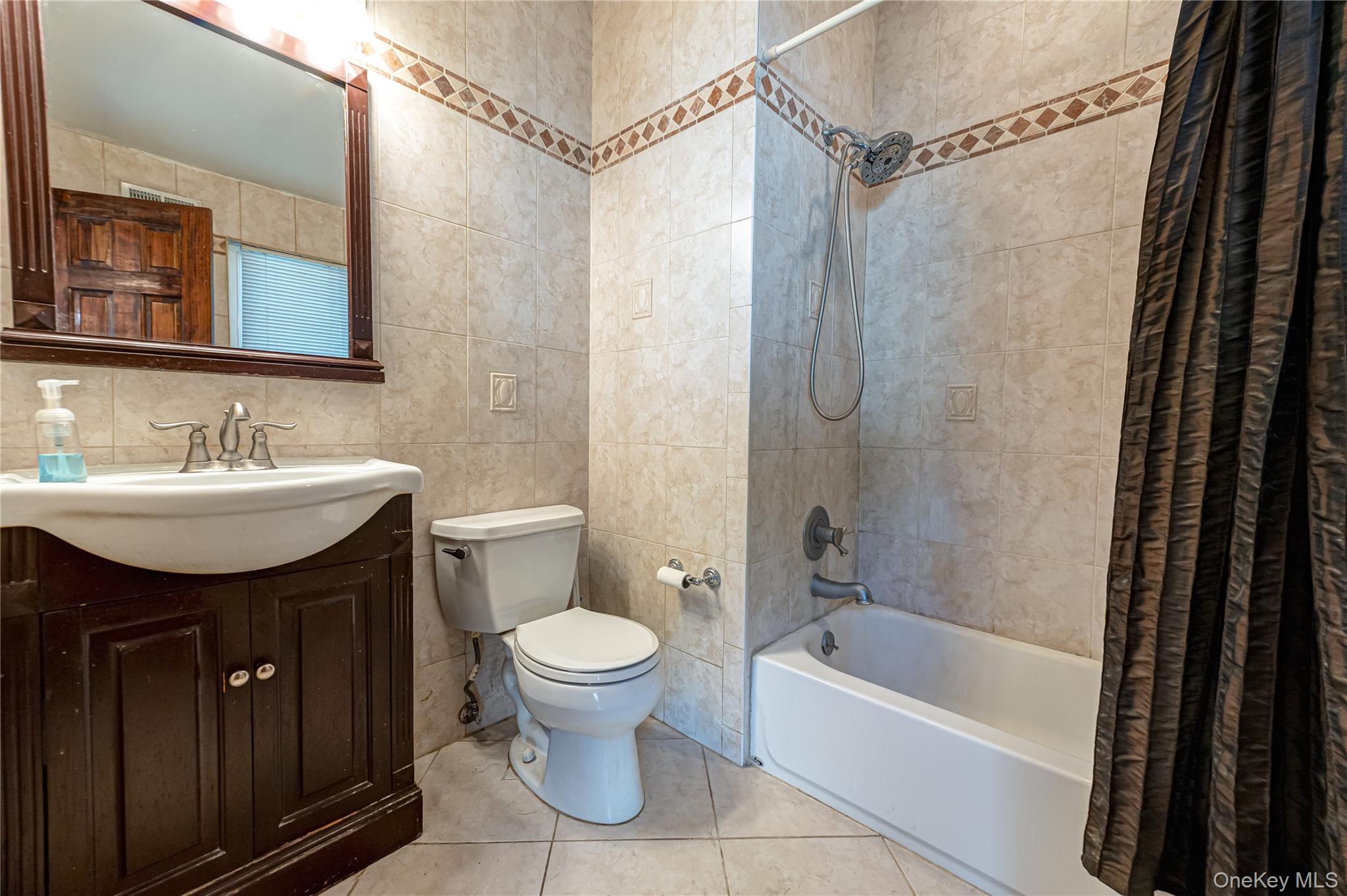 87 Bayway Avenue Property Photo 15