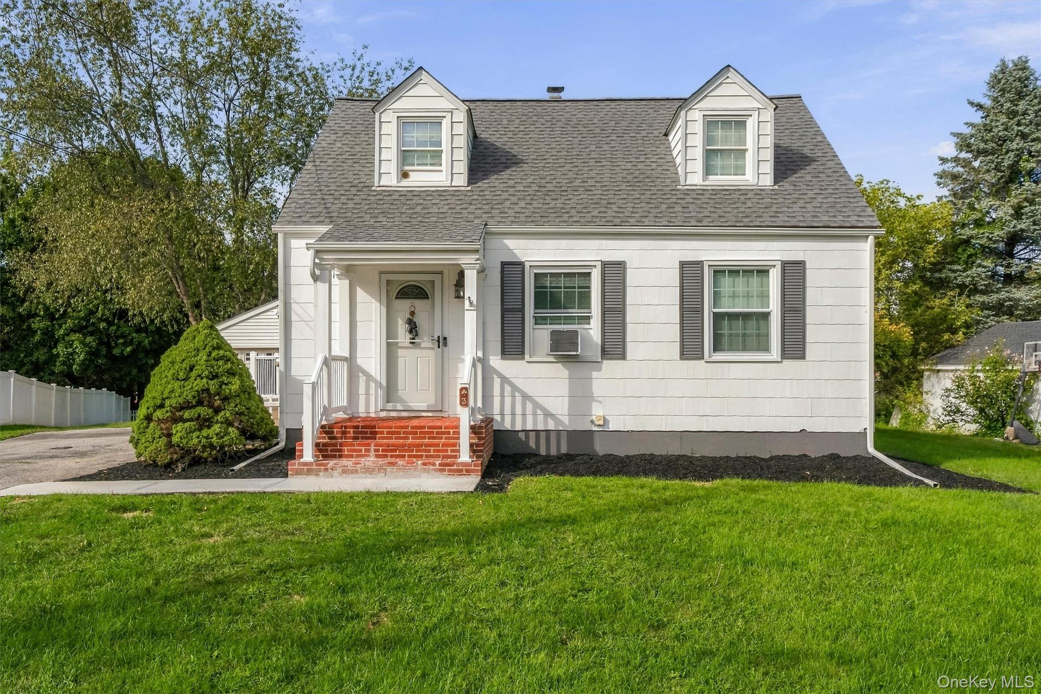3 Kinderhook Drive Property Photo 3