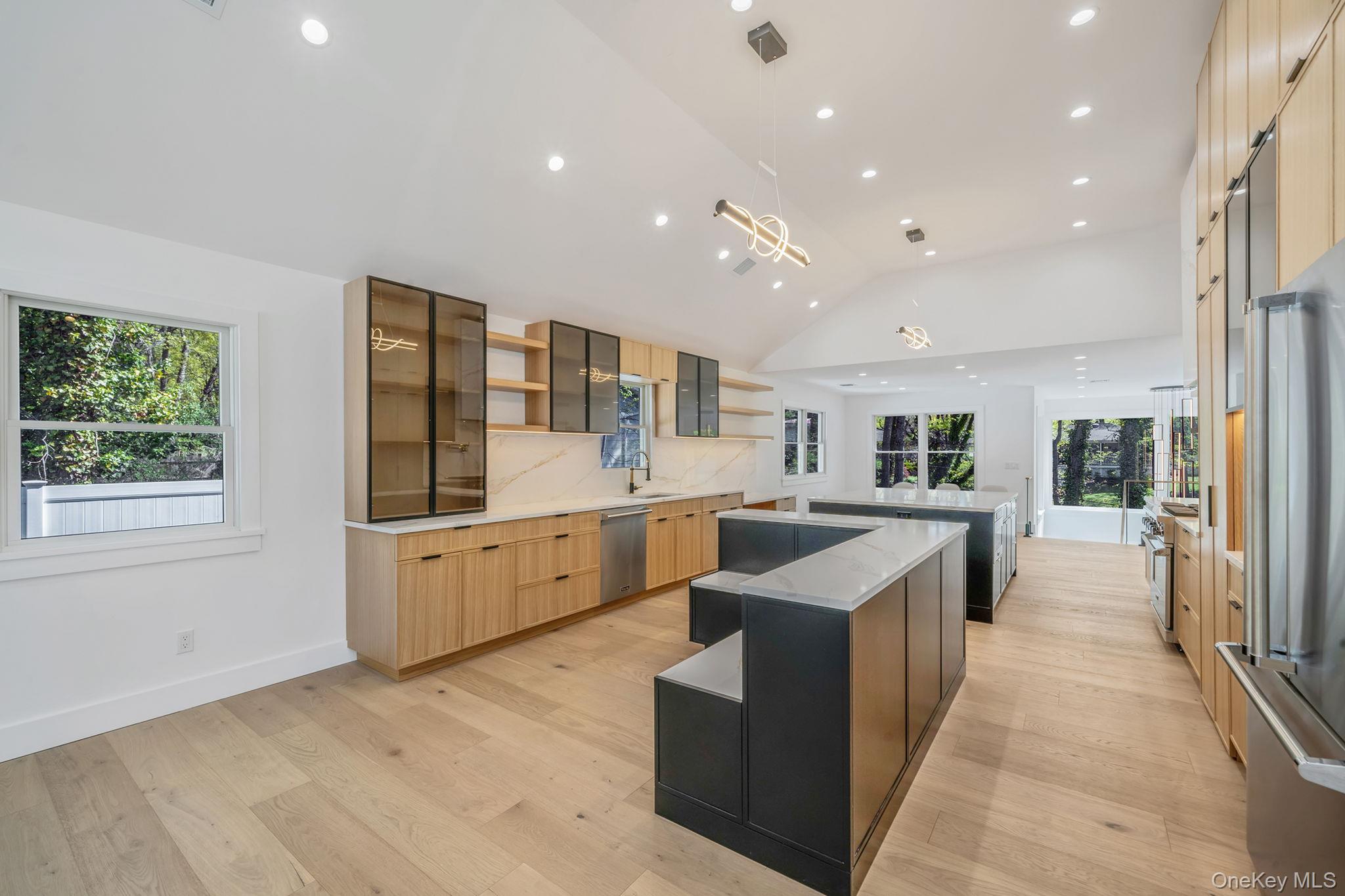 40 Friendly Road Property Photo 13