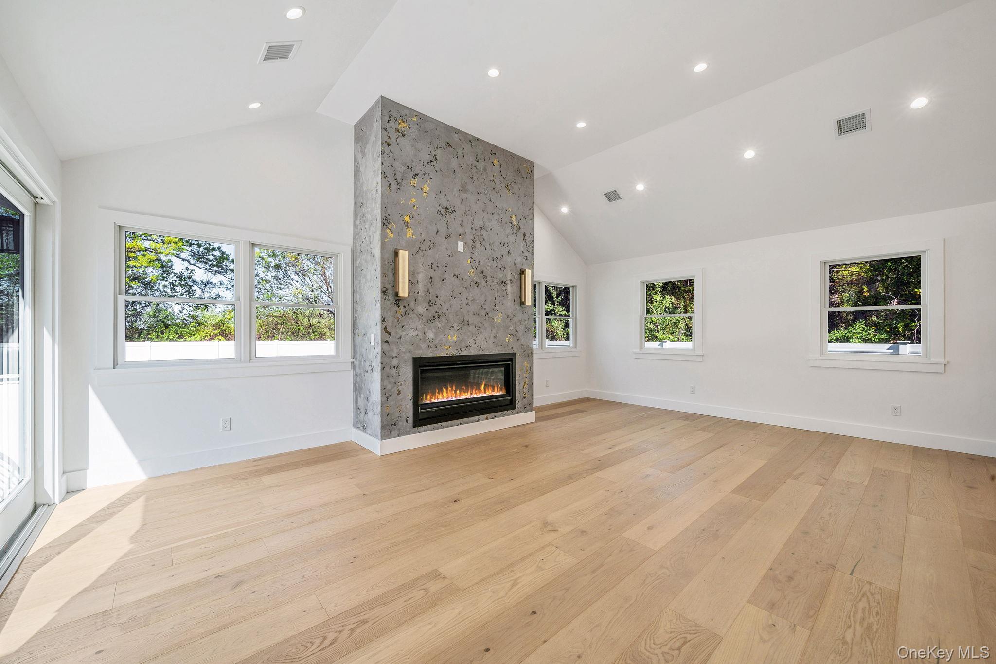 40 Friendly Road Property Photo 17