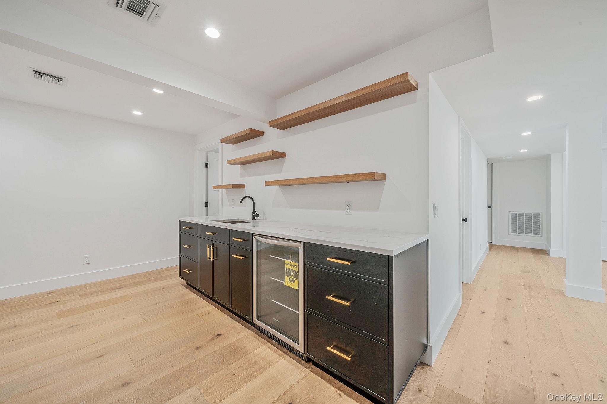 40 Friendly Road Property Photo 21