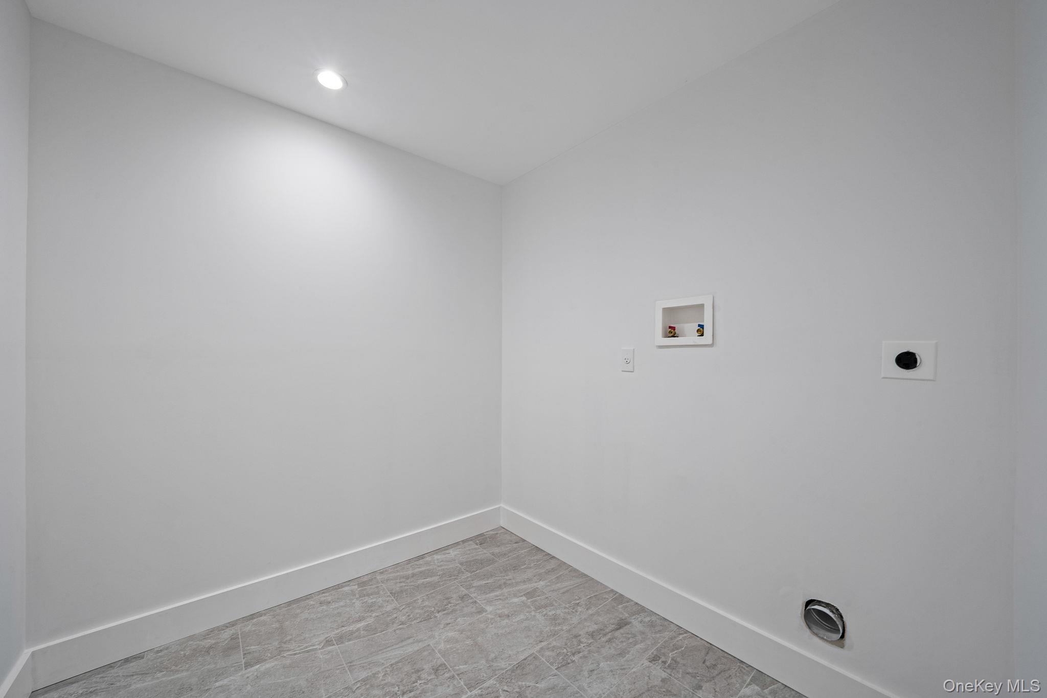 40 Friendly Road Property Photo 23