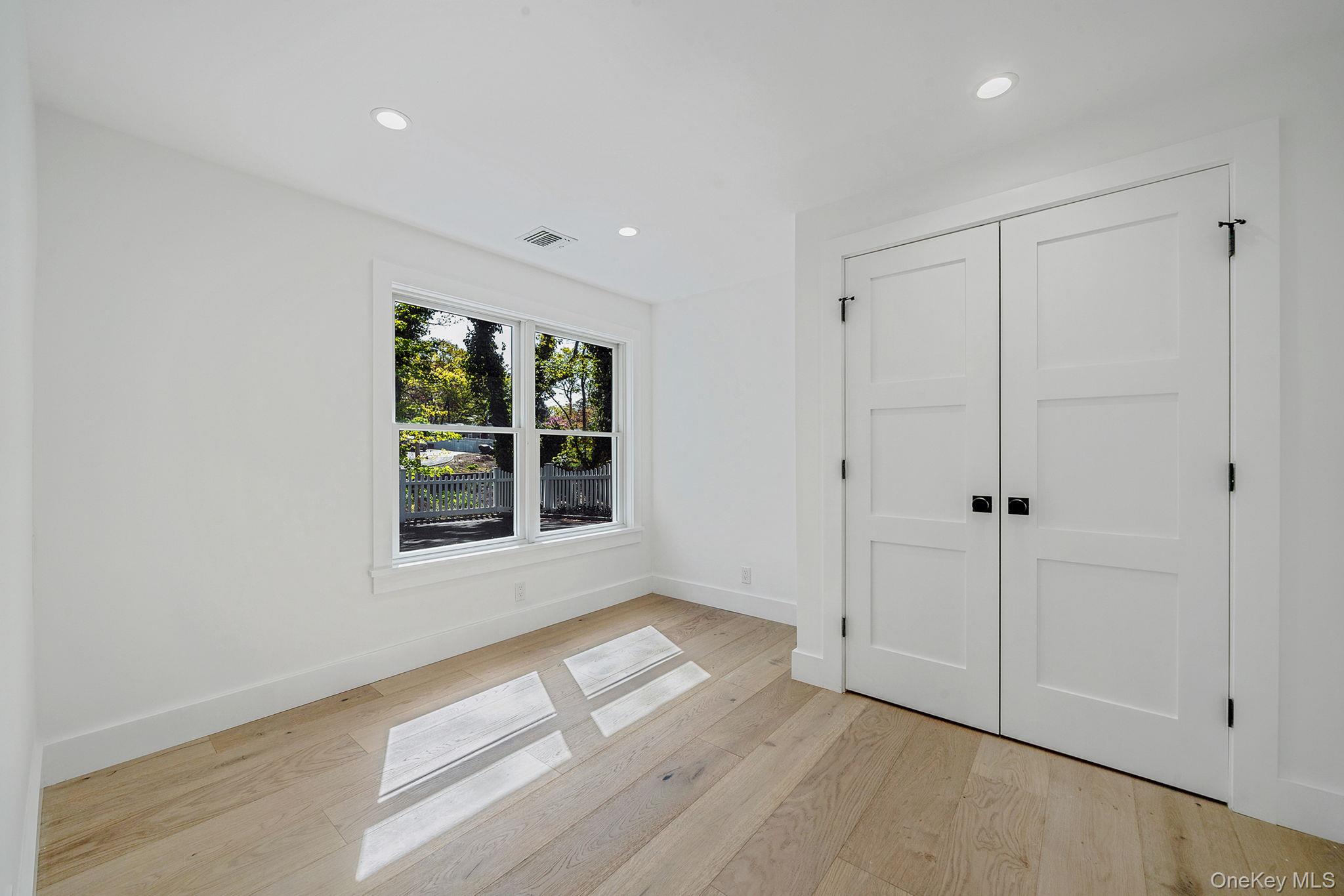 40 Friendly Road Property Photo 27