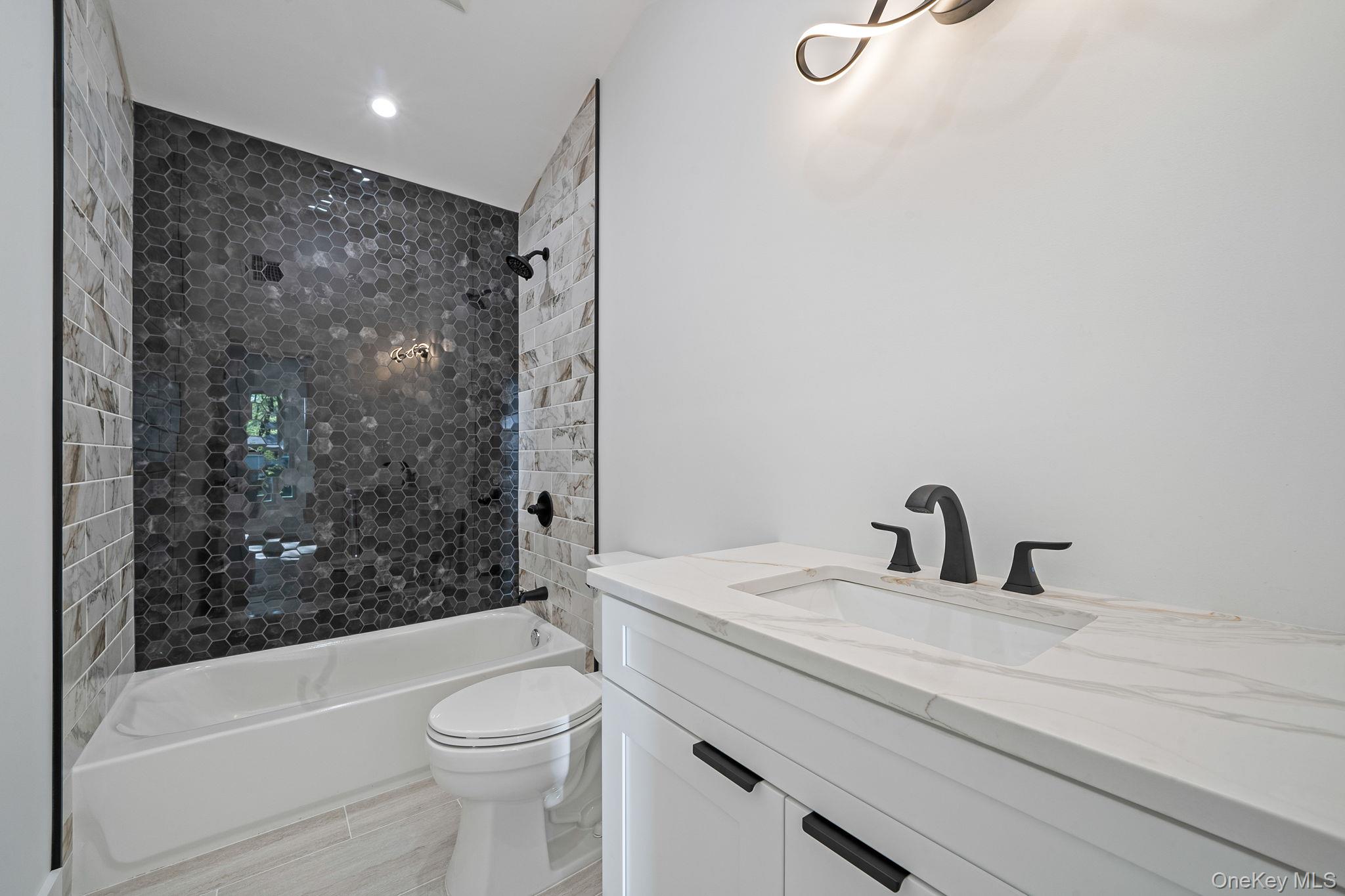 40 Friendly Road Property Photo 28
