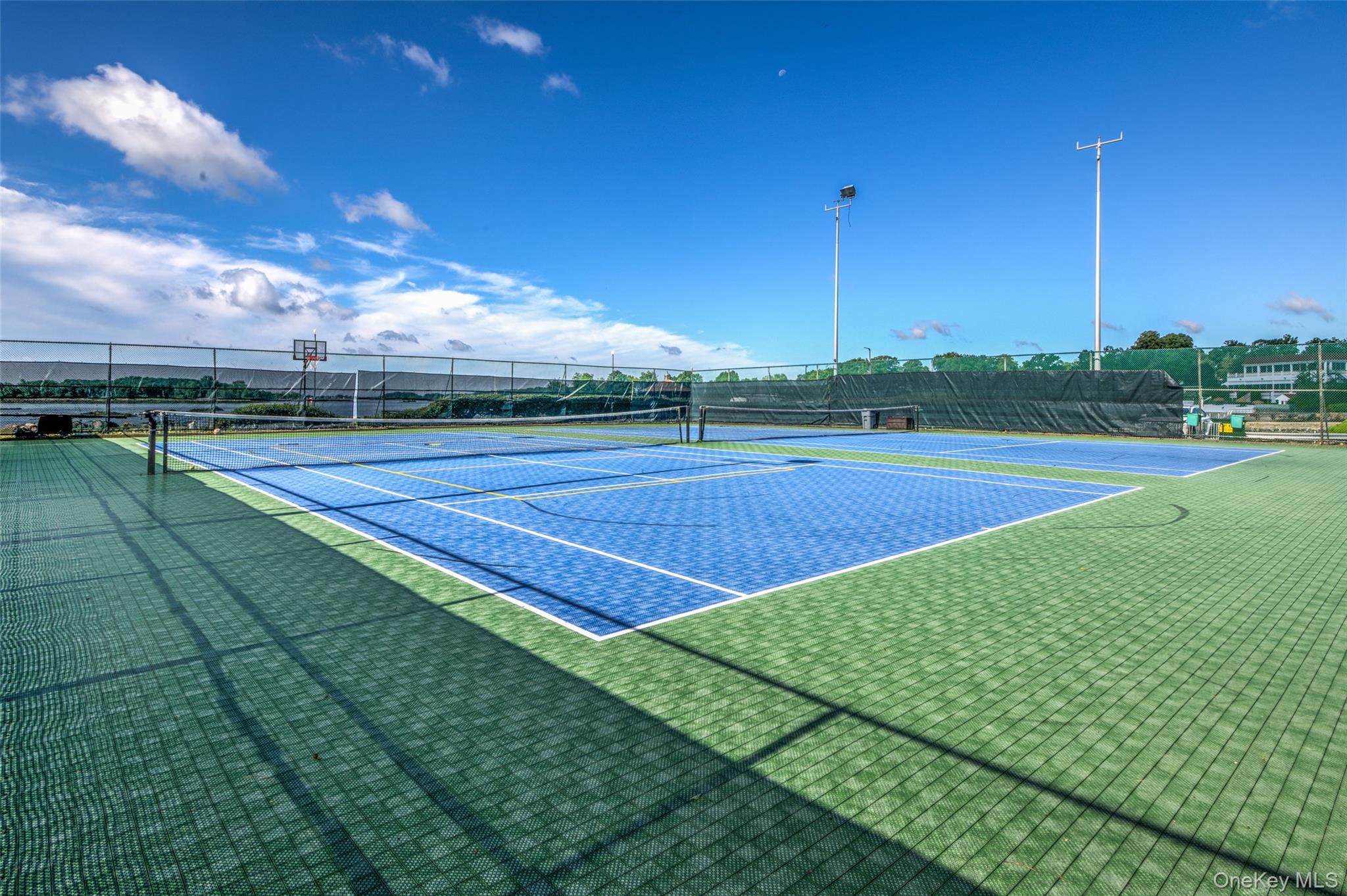 73 Kensington Oval Property Photo 7