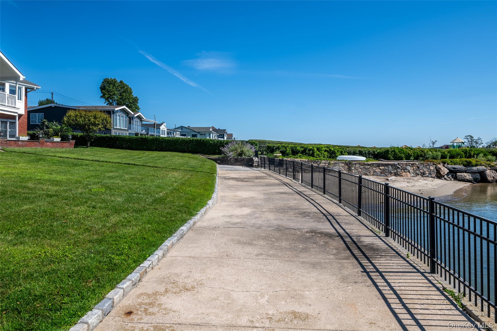 73 Kensington Oval Property Photo 40