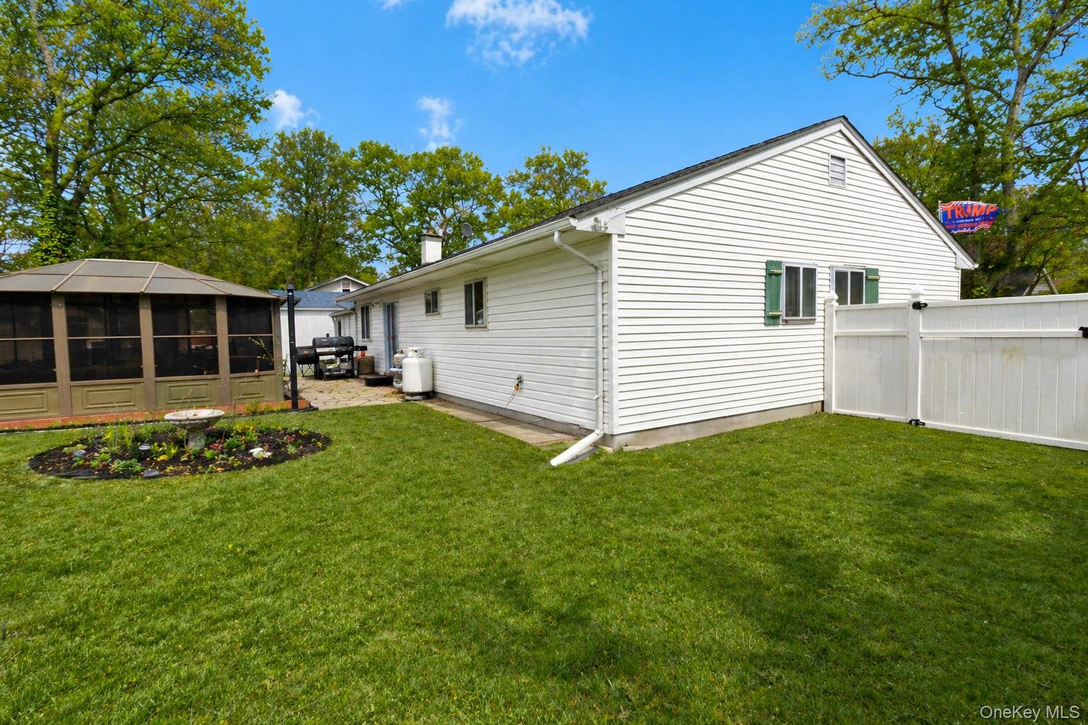 11 Seaford Road Property Photo 14