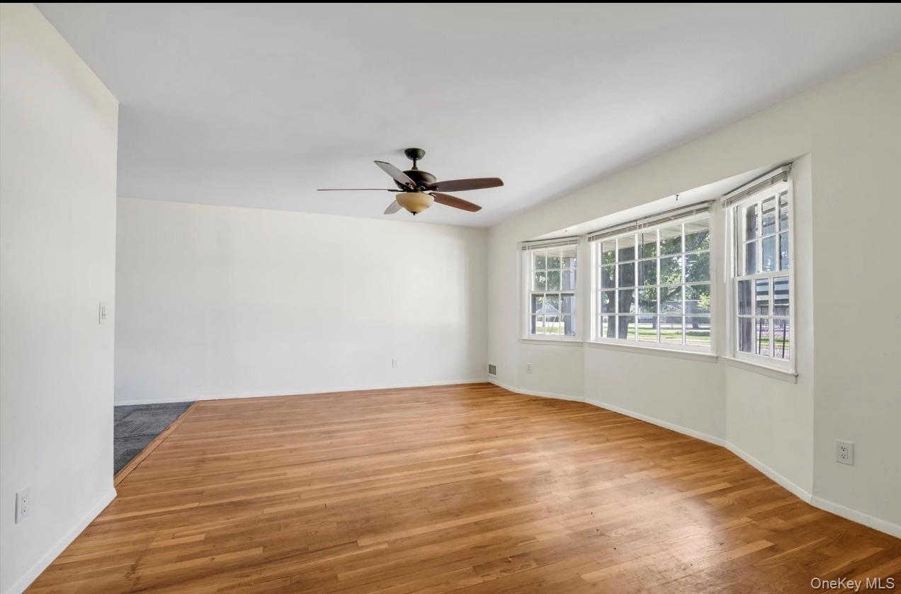 136 Broadway Property Photo 3