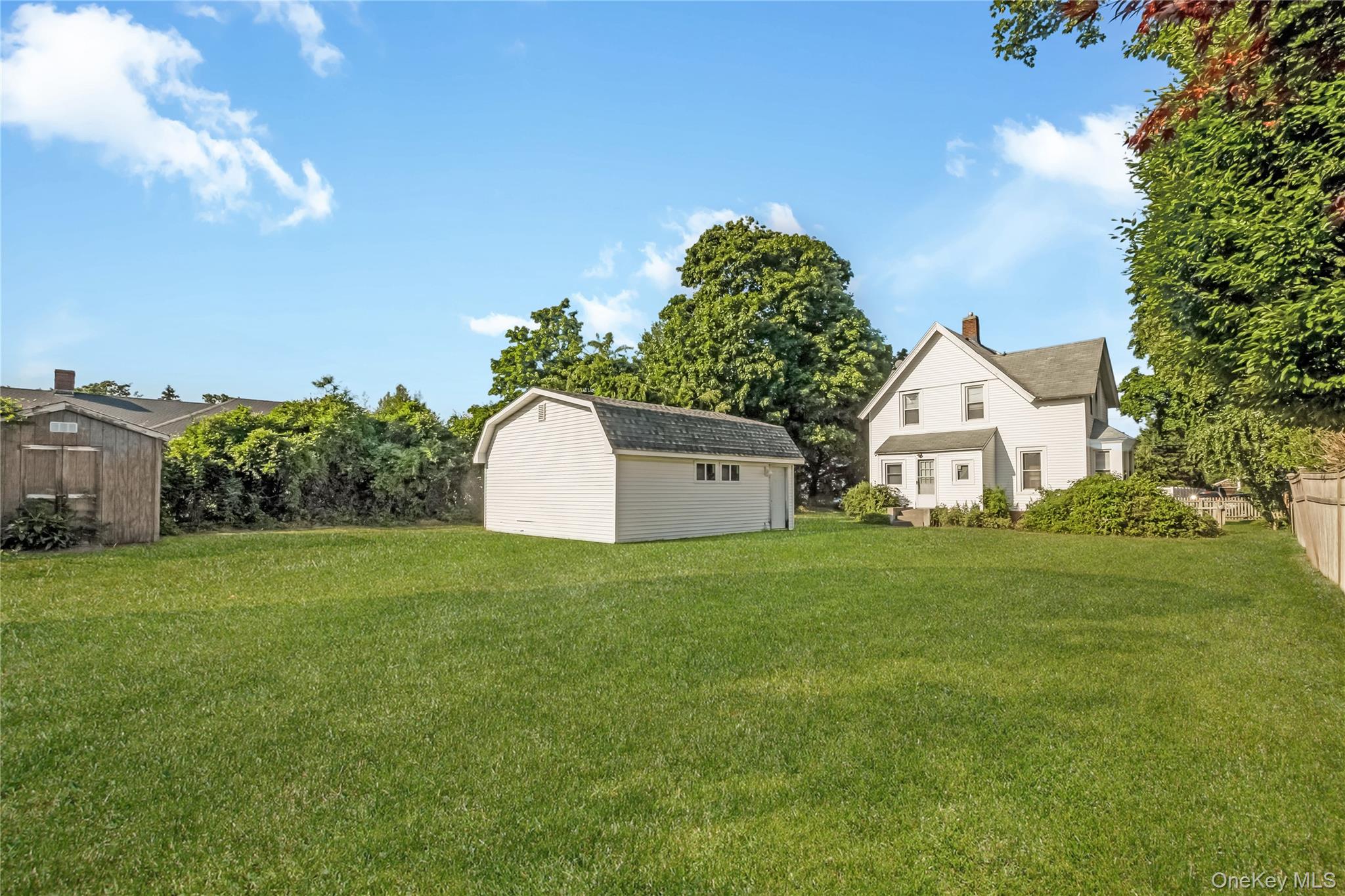 86 Union Avenue Property Photo 4