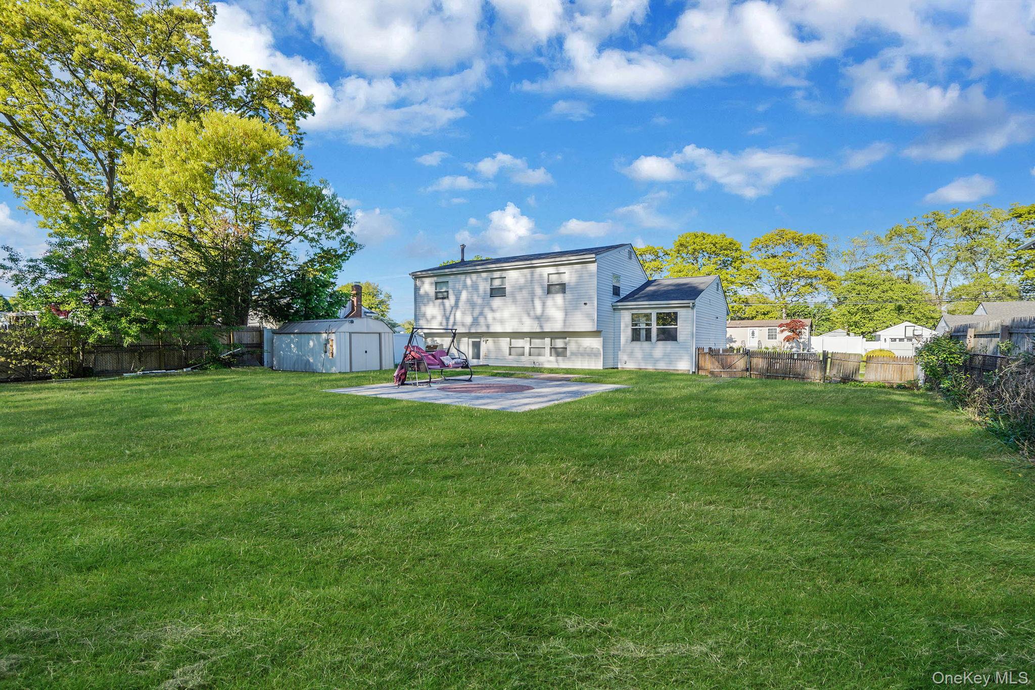 39 Superior Street Property Photo 4