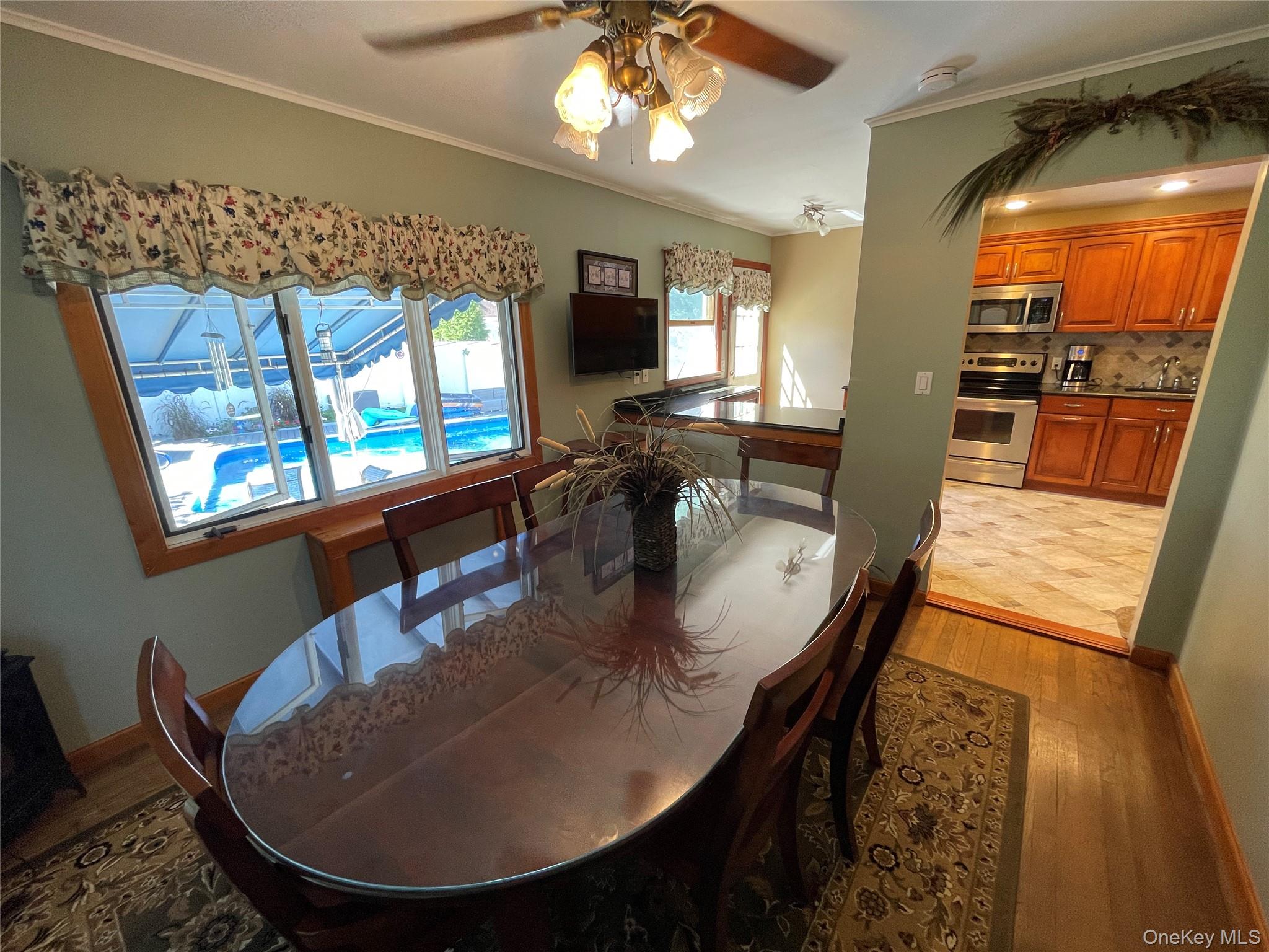 361 S Clinton Avenue Property Photo 20