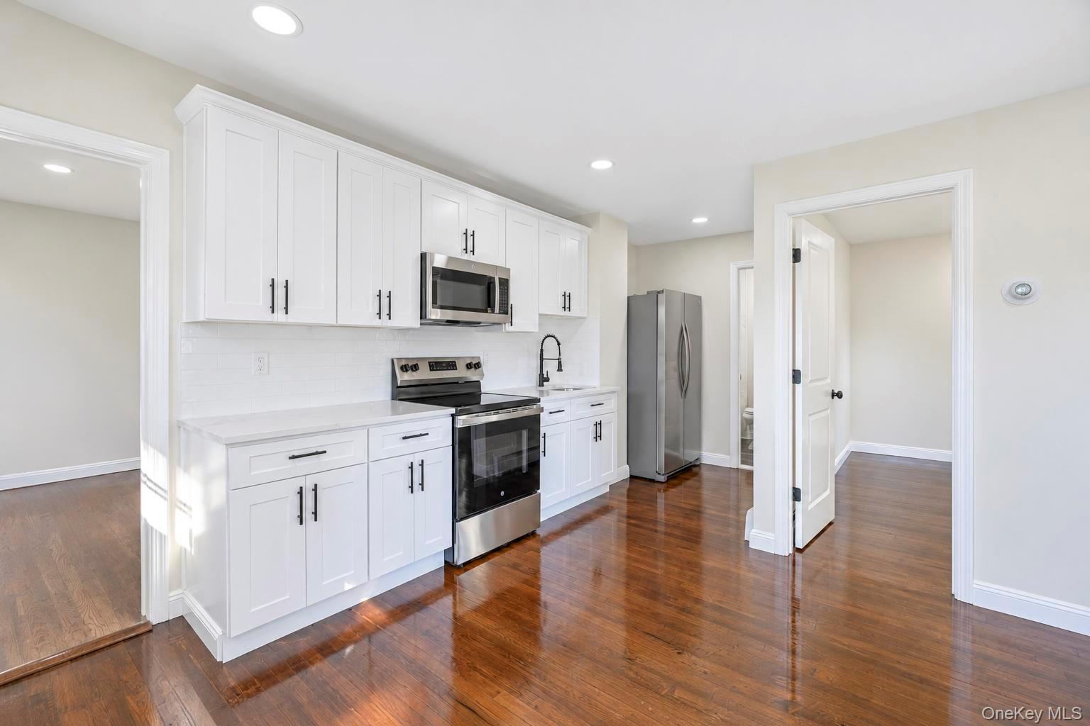 11 1st Place Property Photo 21