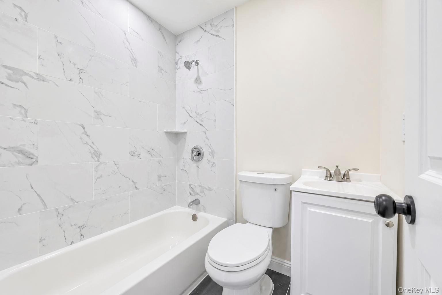11 1st Place Property Photo 25