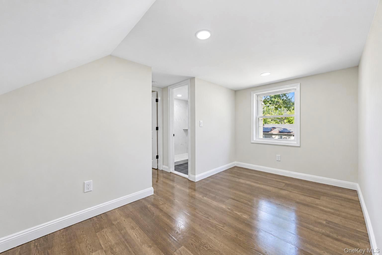 11 1st Place Property Photo 26
