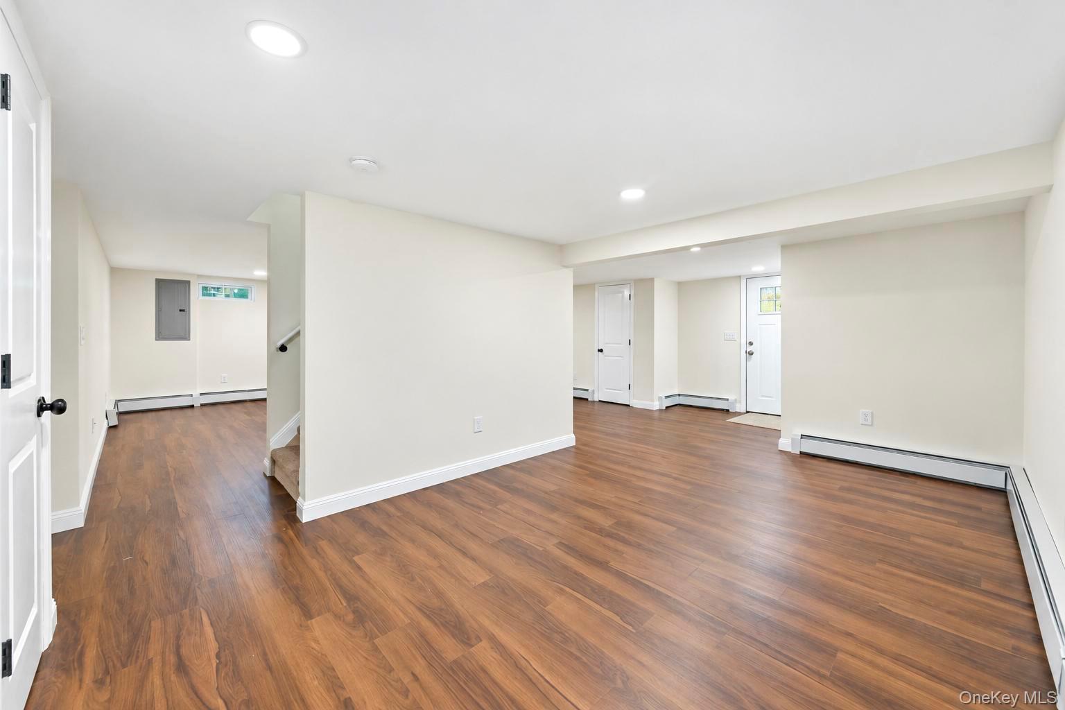 11 1st Place Property Photo 36