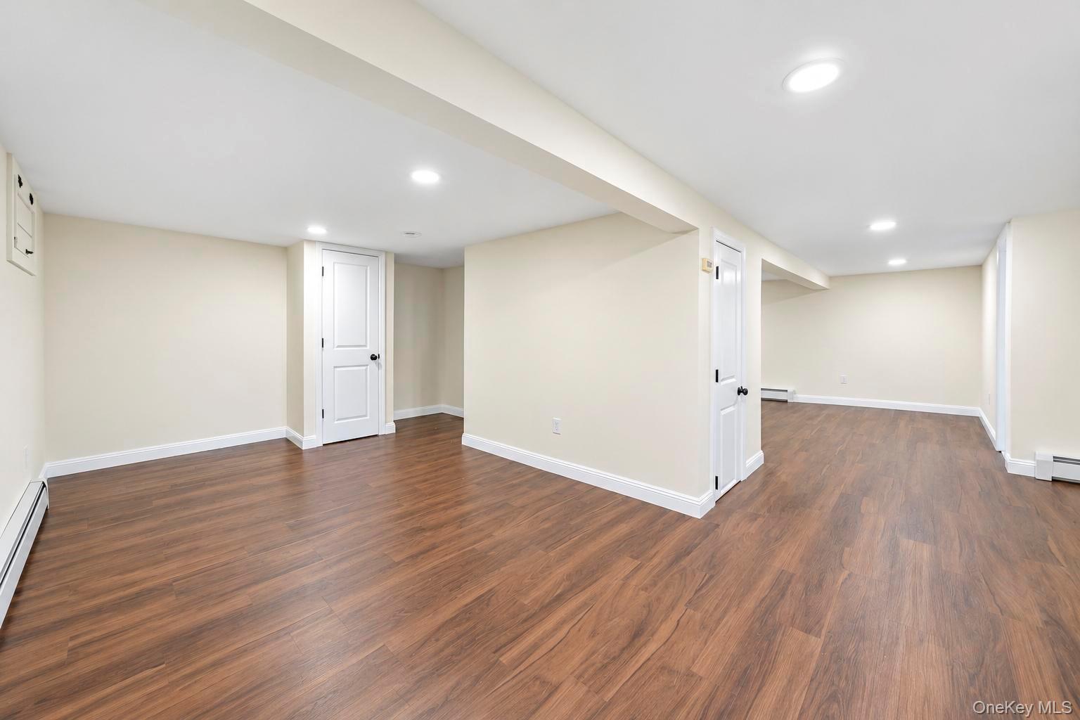 11 1st Place Property Photo 37