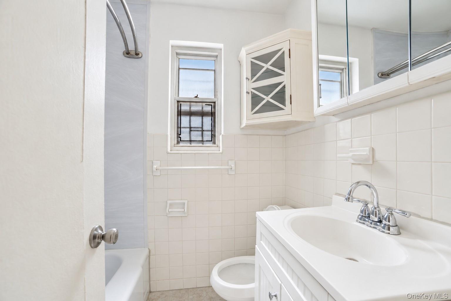 260-13 74th Avenue 1 Property Photo 6