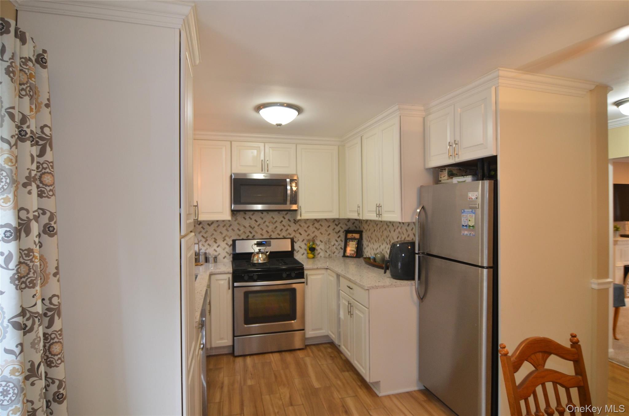 13 Lenox Court 911 Property Photo 5