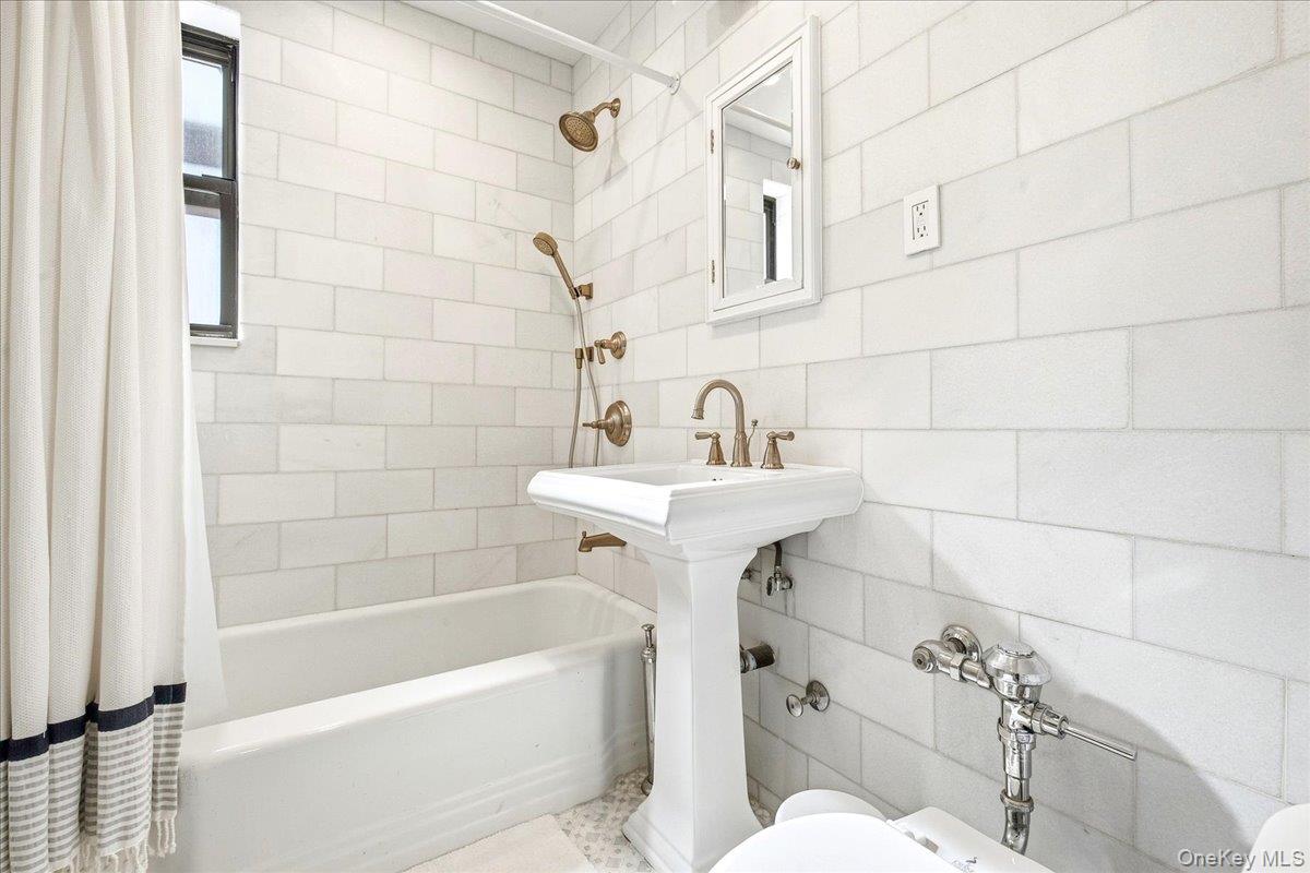 102-32 65th Avenue A44 Property Photo 25