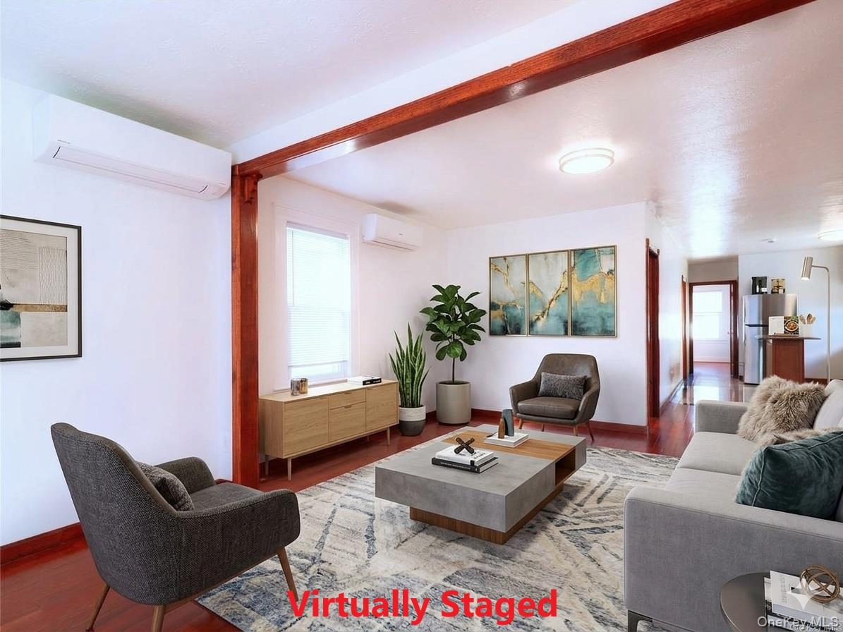 4222 191st Street Property Photo 4