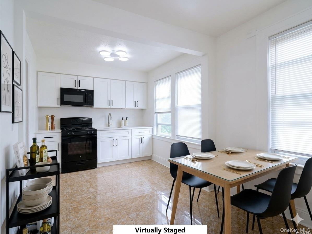 4222 191st Street Property Photo 6