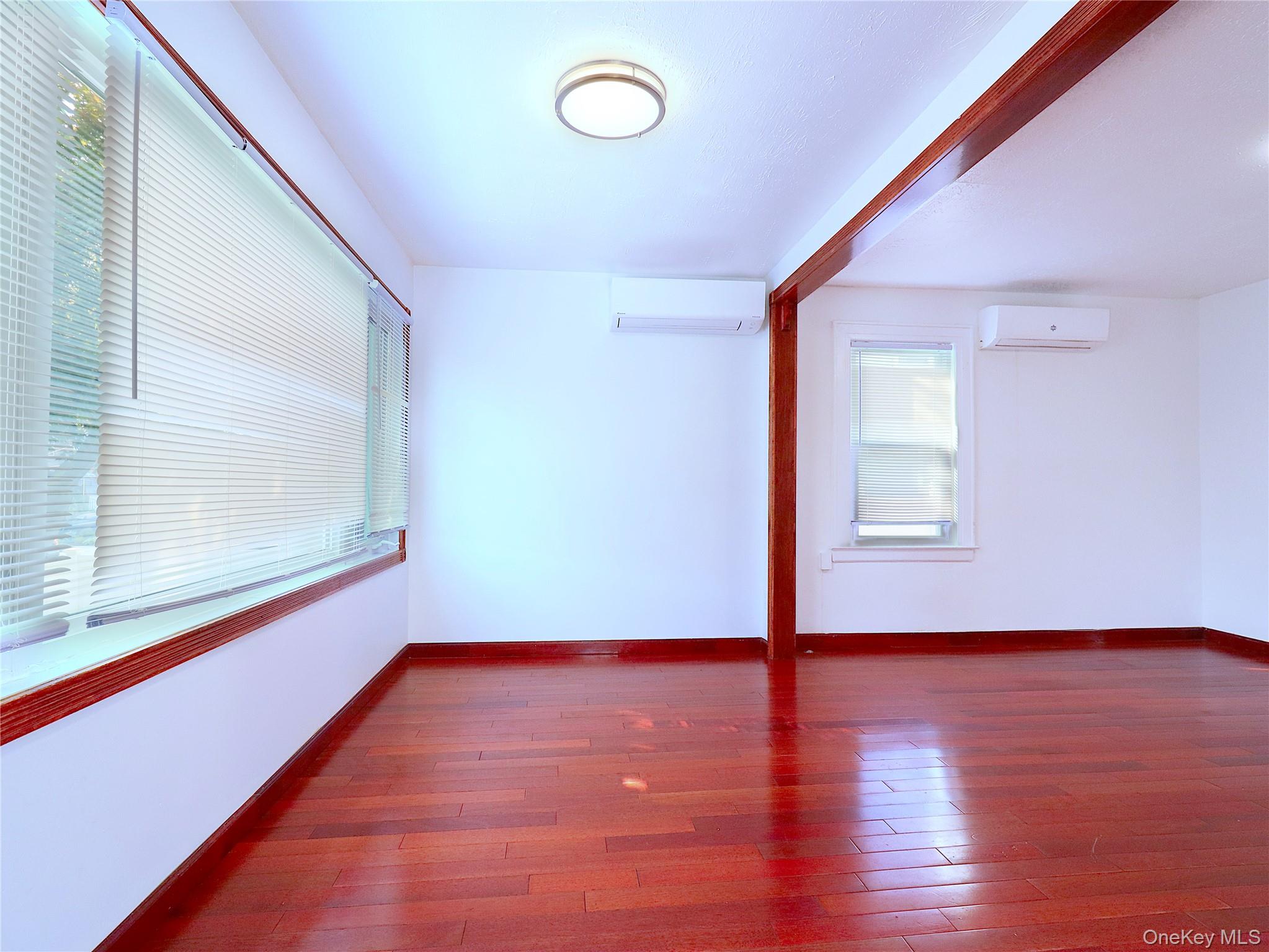 4222 191st Street Property Photo 8