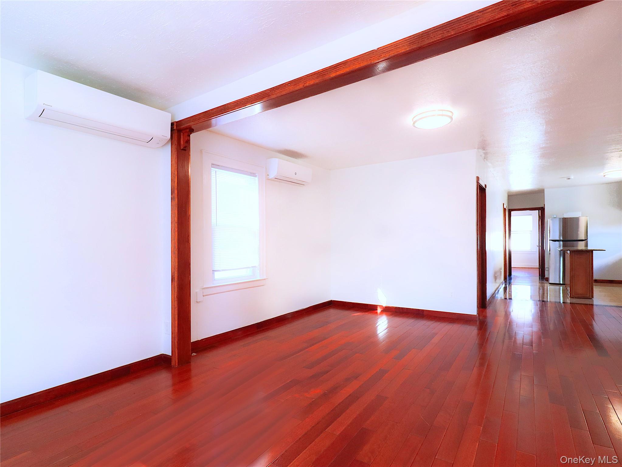 4222 191st Street Property Photo 10