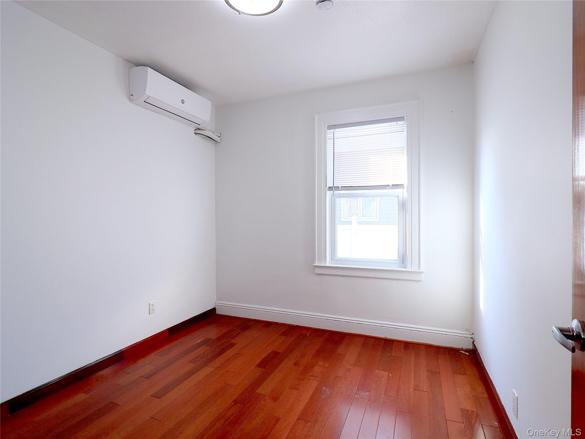 4222 191st Street Property Photo 18