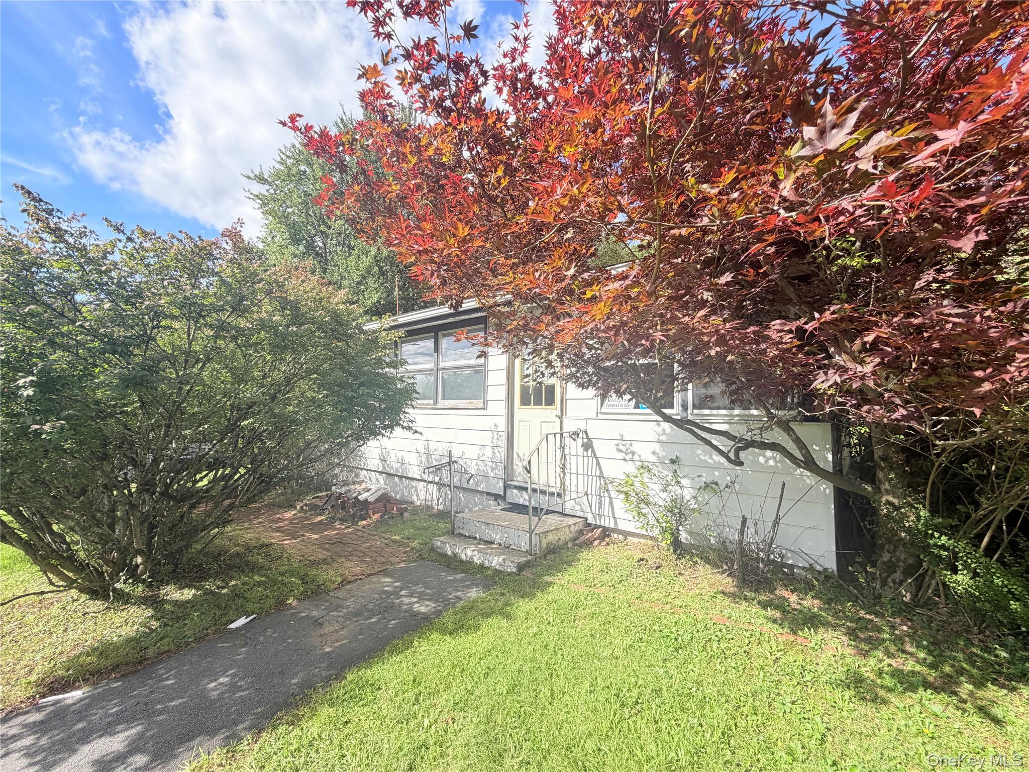 25 Miles Property Photo 1