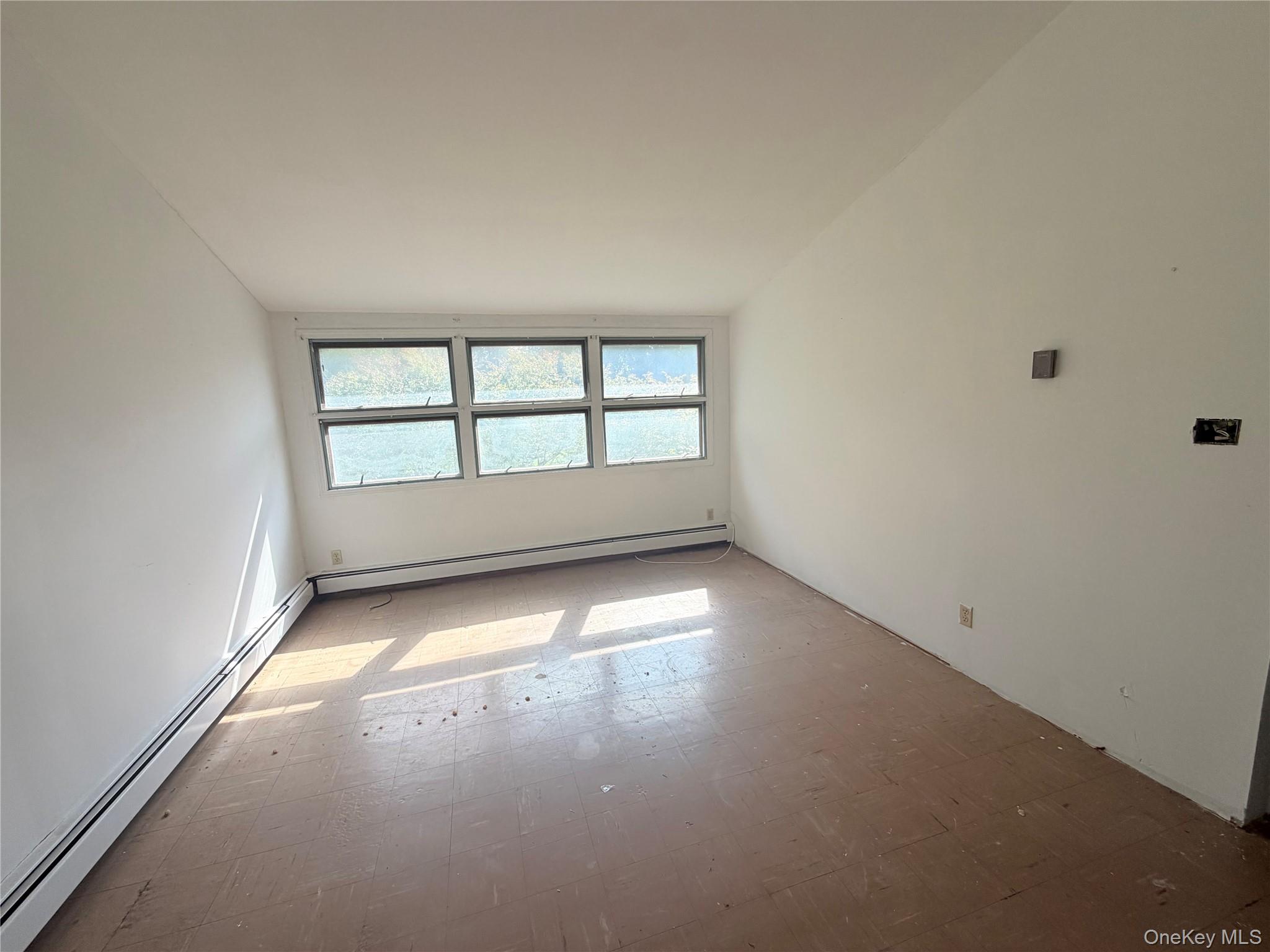 25 Miles Property Photo 2