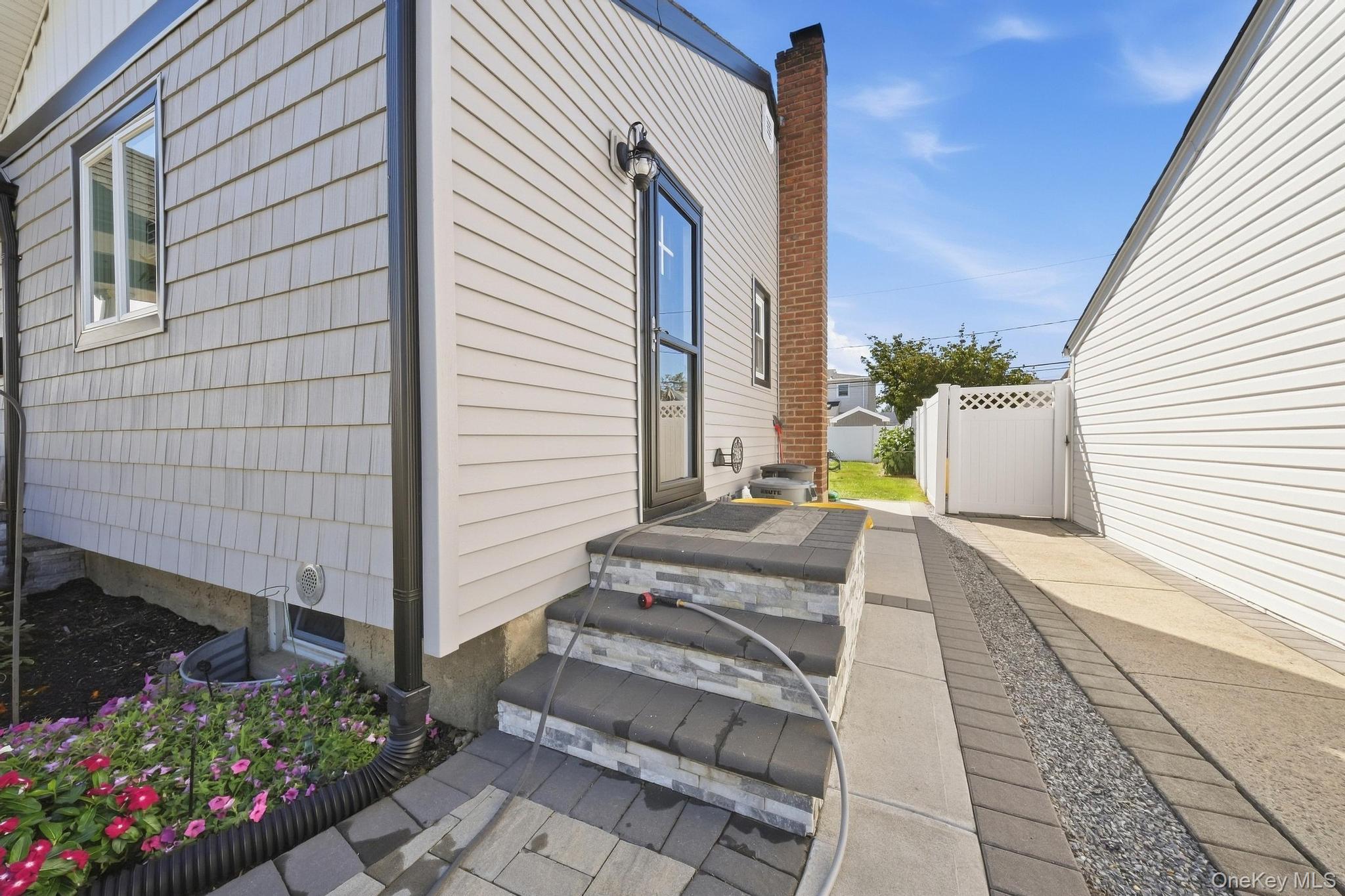 18 Devon Road Property Photo 24