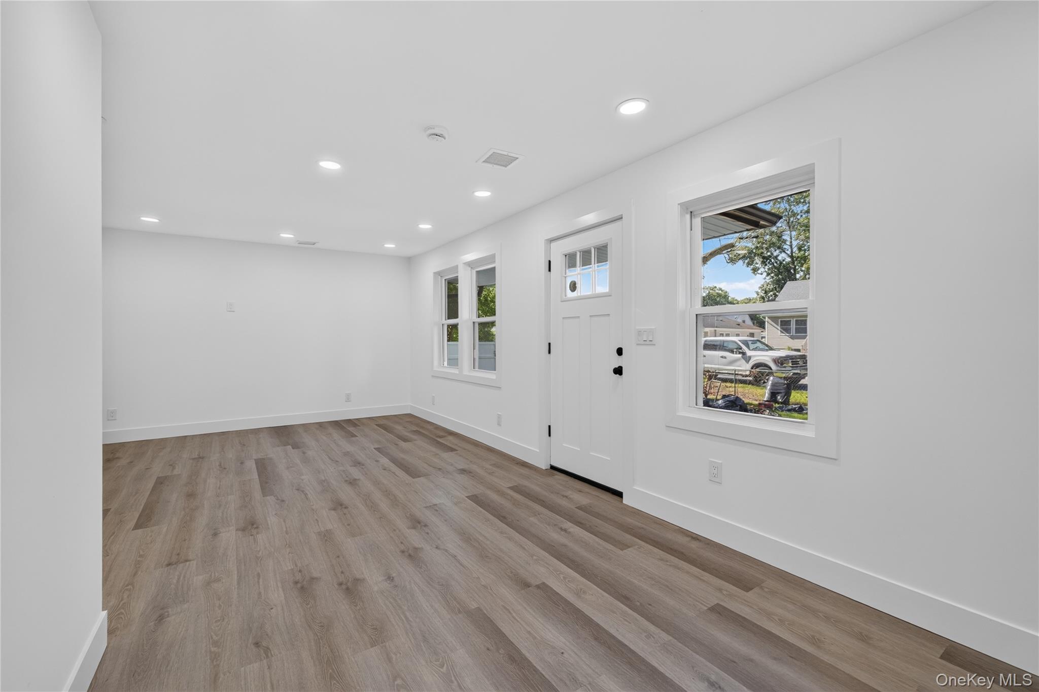 10 Harrison Drive Property Photo 6