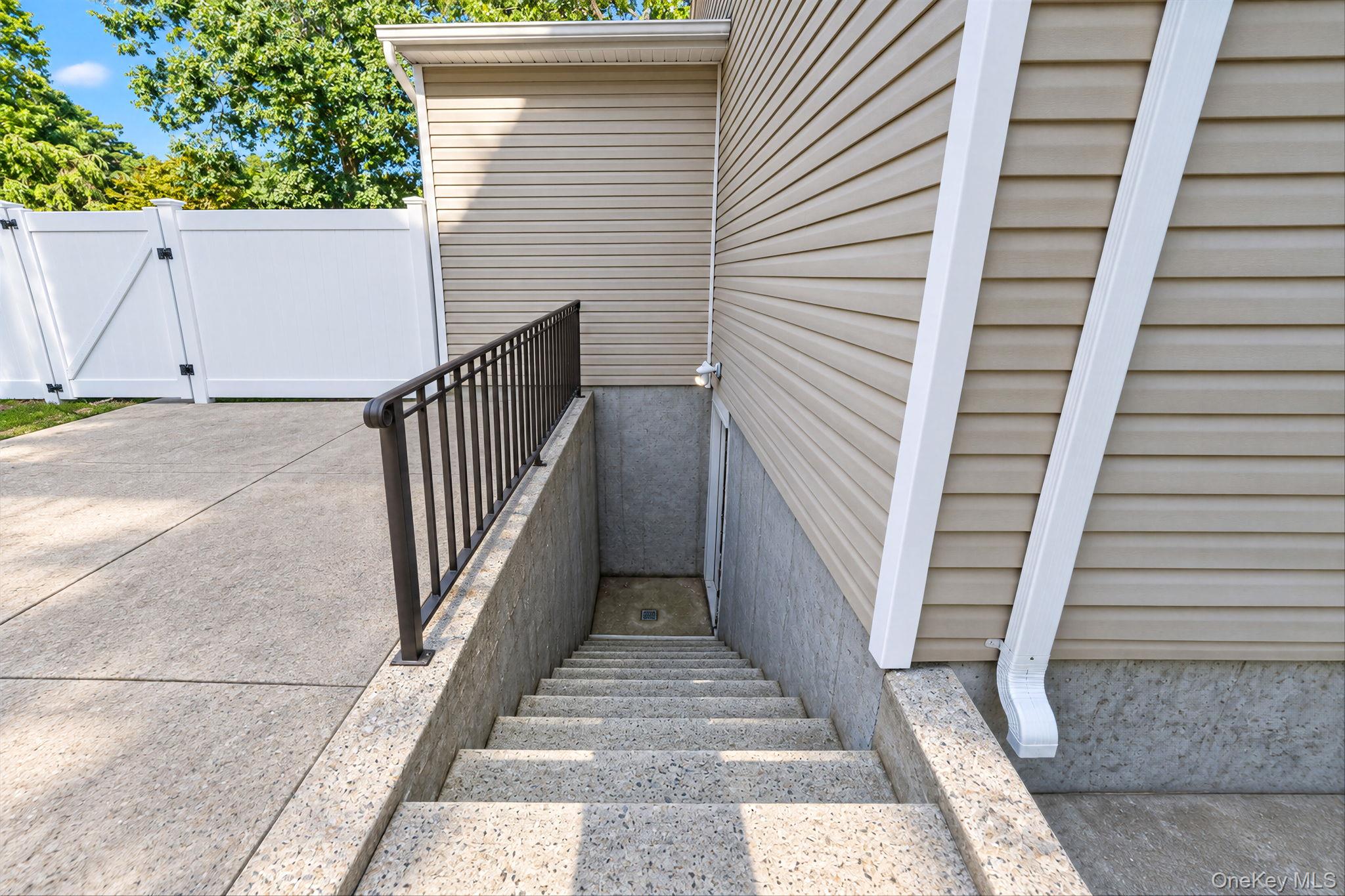 8 Sommerset Drive Property Photo 41