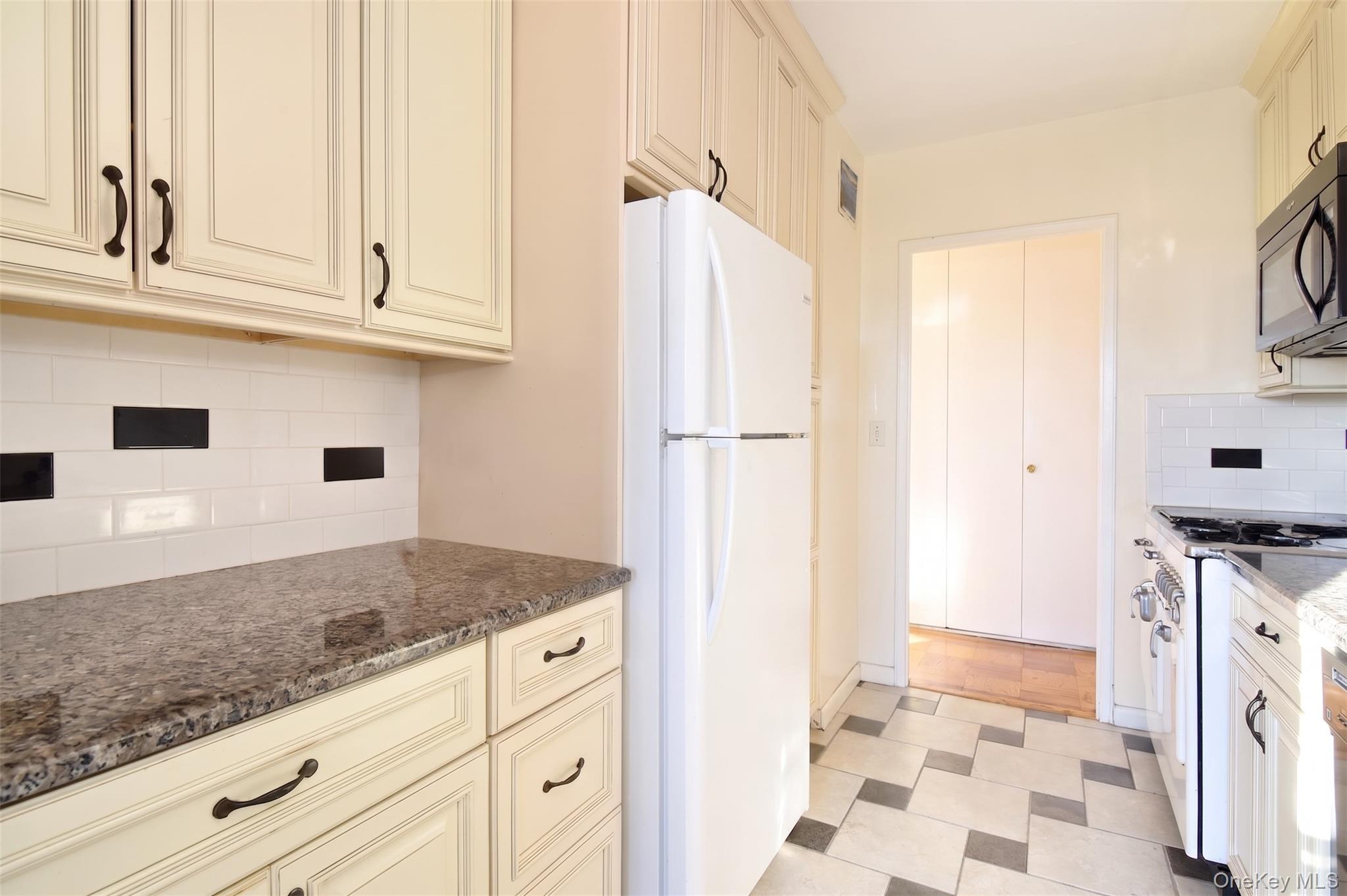 615 Palmer Road 507 Property Photo 17