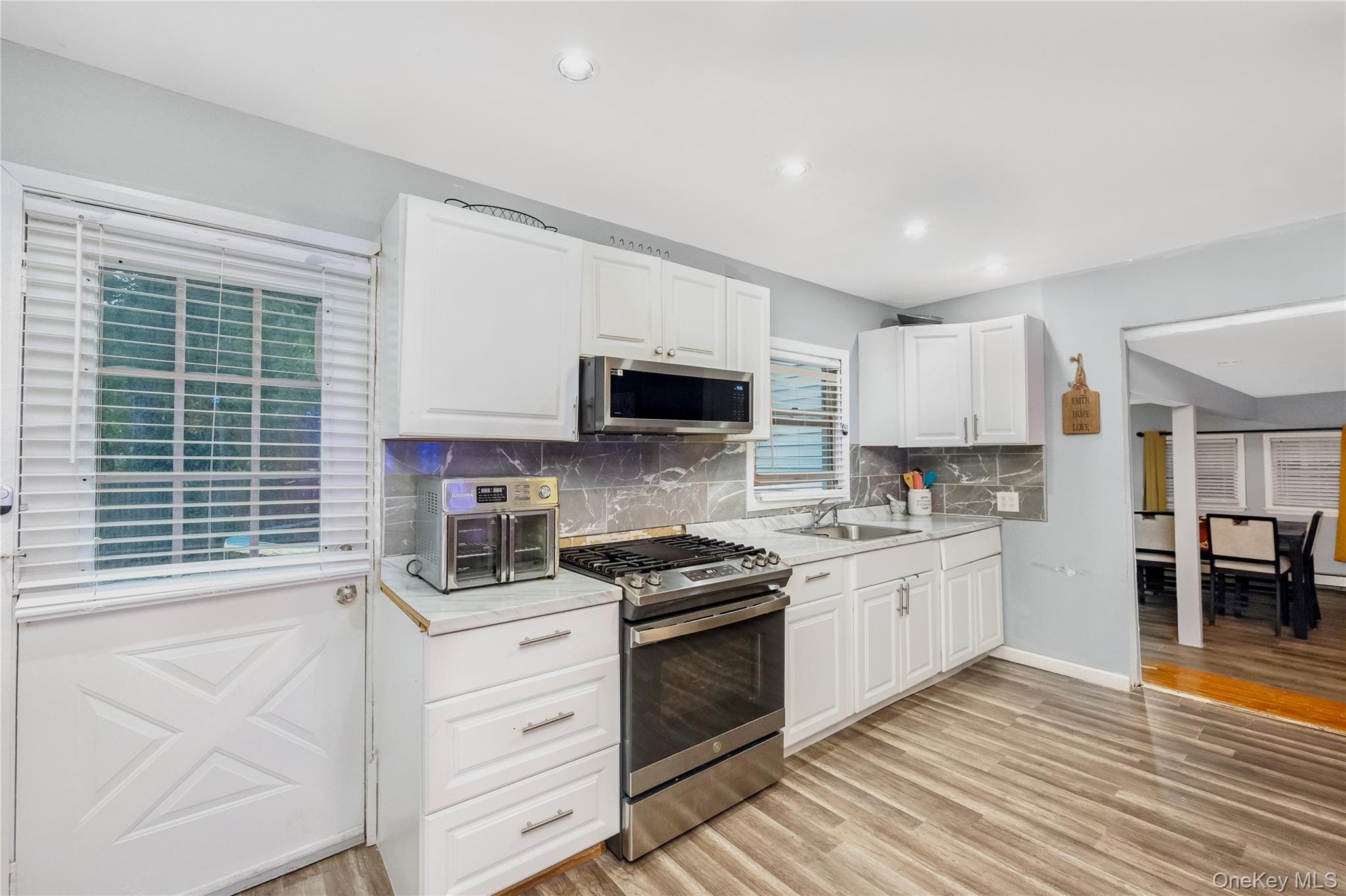 204 Bayside Avenue Property Photo 13