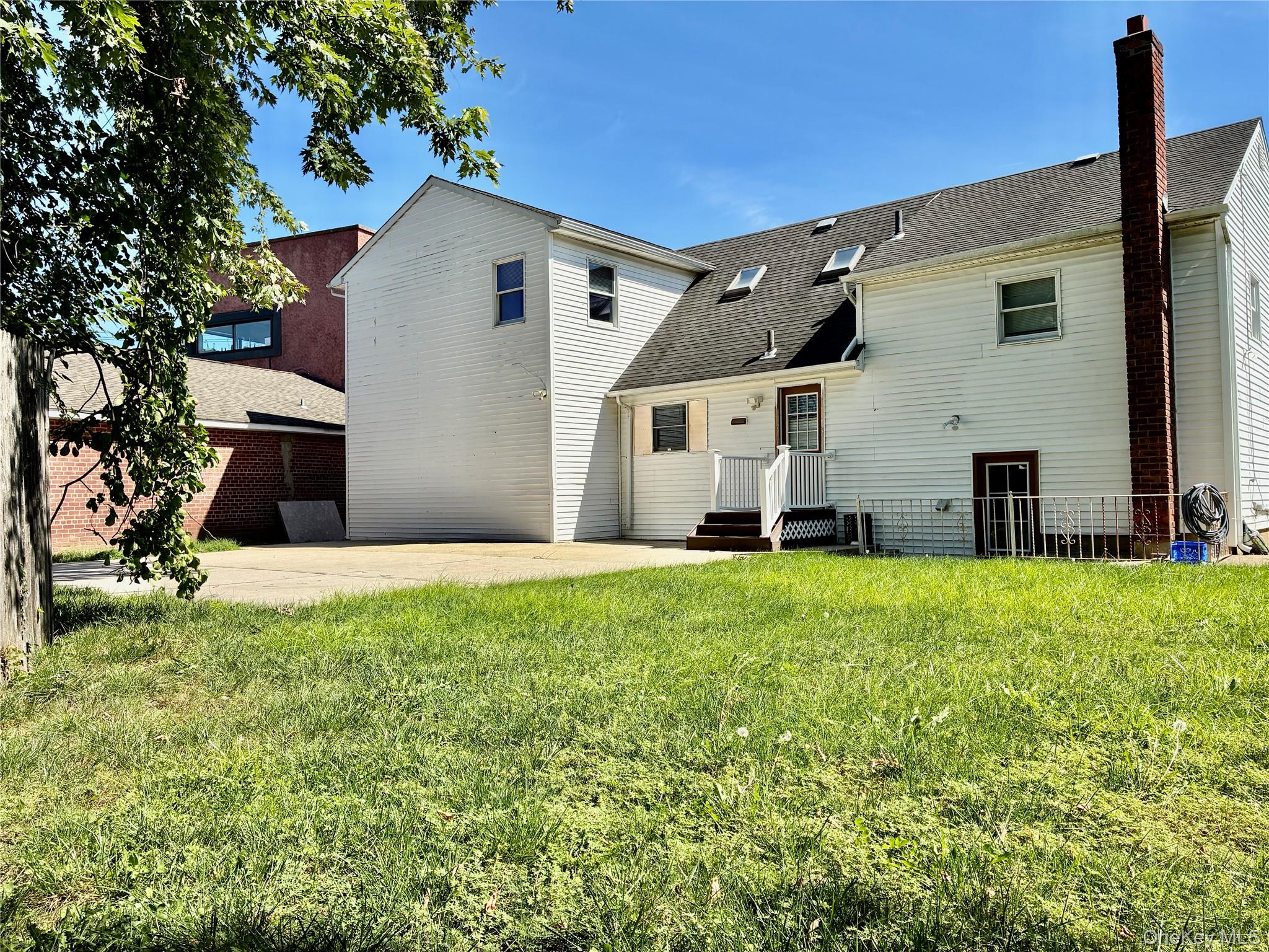 204 Bayside Avenue Property Photo 24