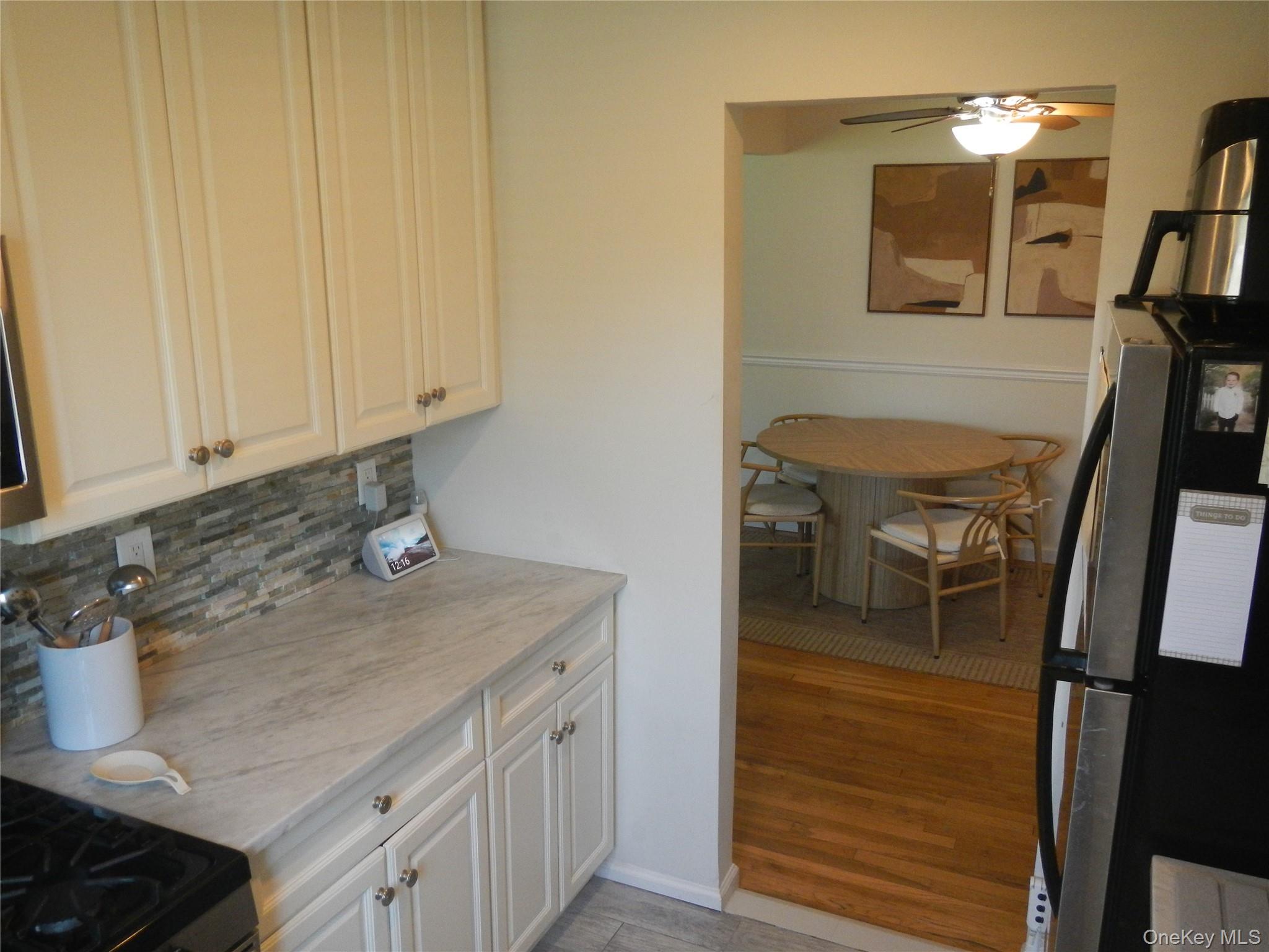 200 Merrick Road H Property Photo 23