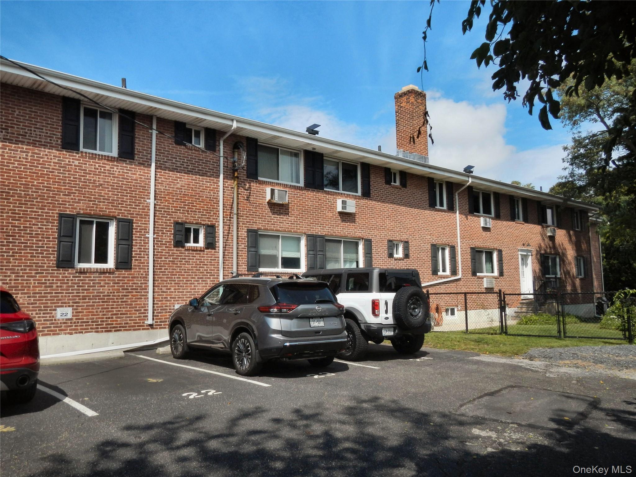 200 Merrick Road H Property Photo 34