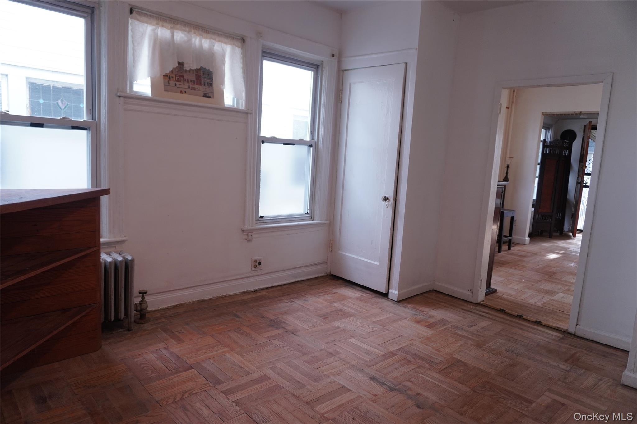 4350 Grace Avenue Property Photo 4