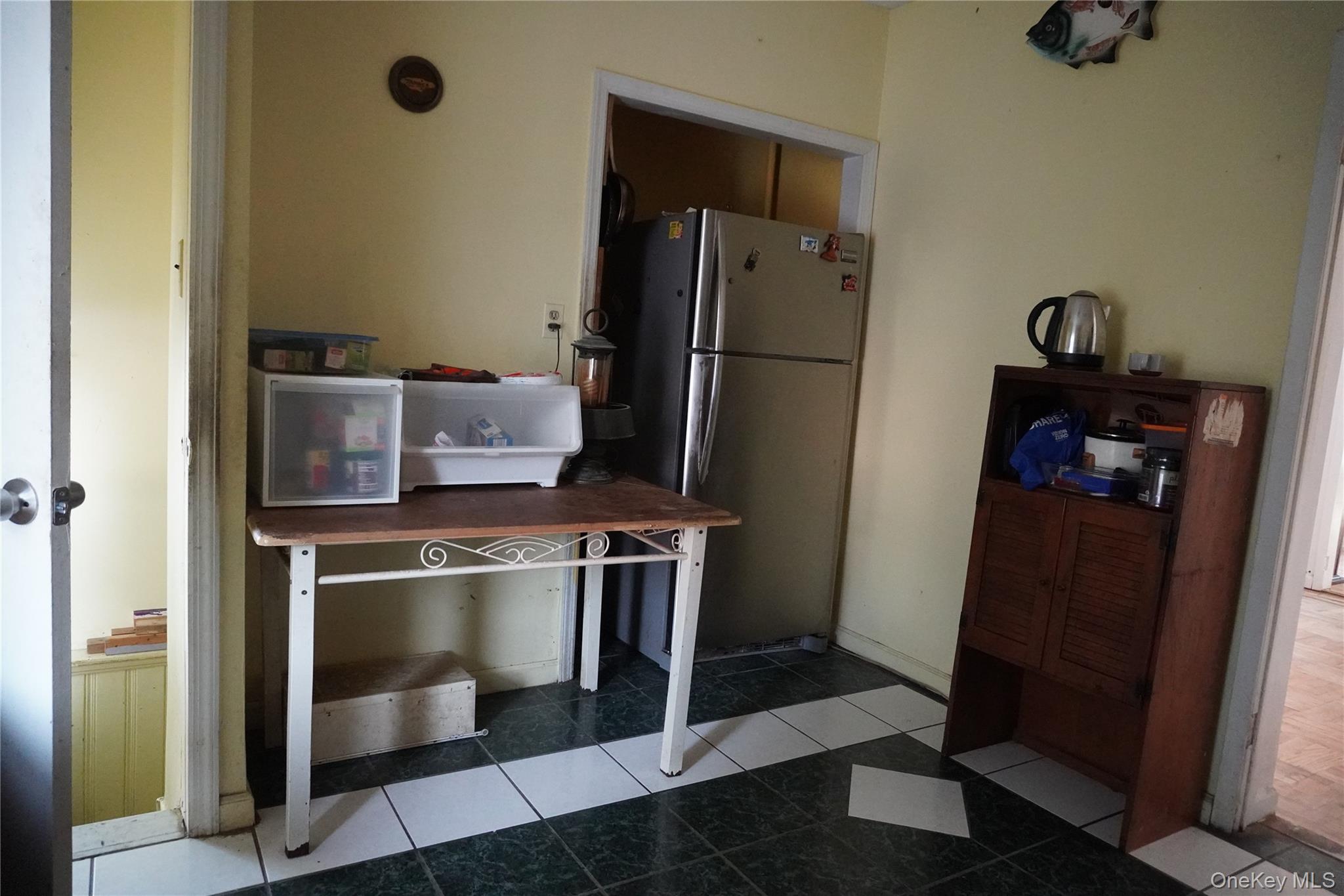4350 Grace Avenue Property Photo 11