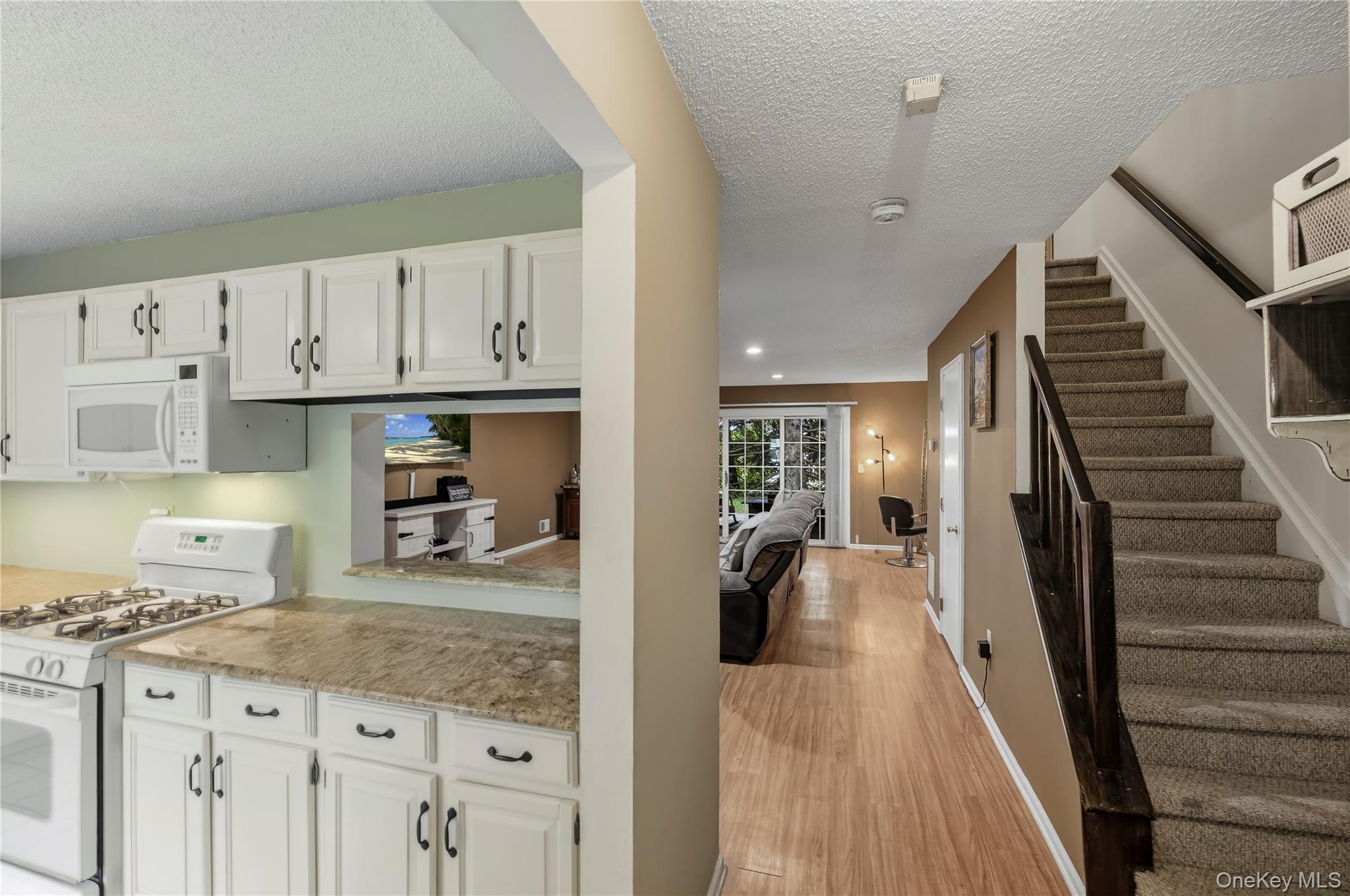 30 Winchester Avenue Property Photo 4