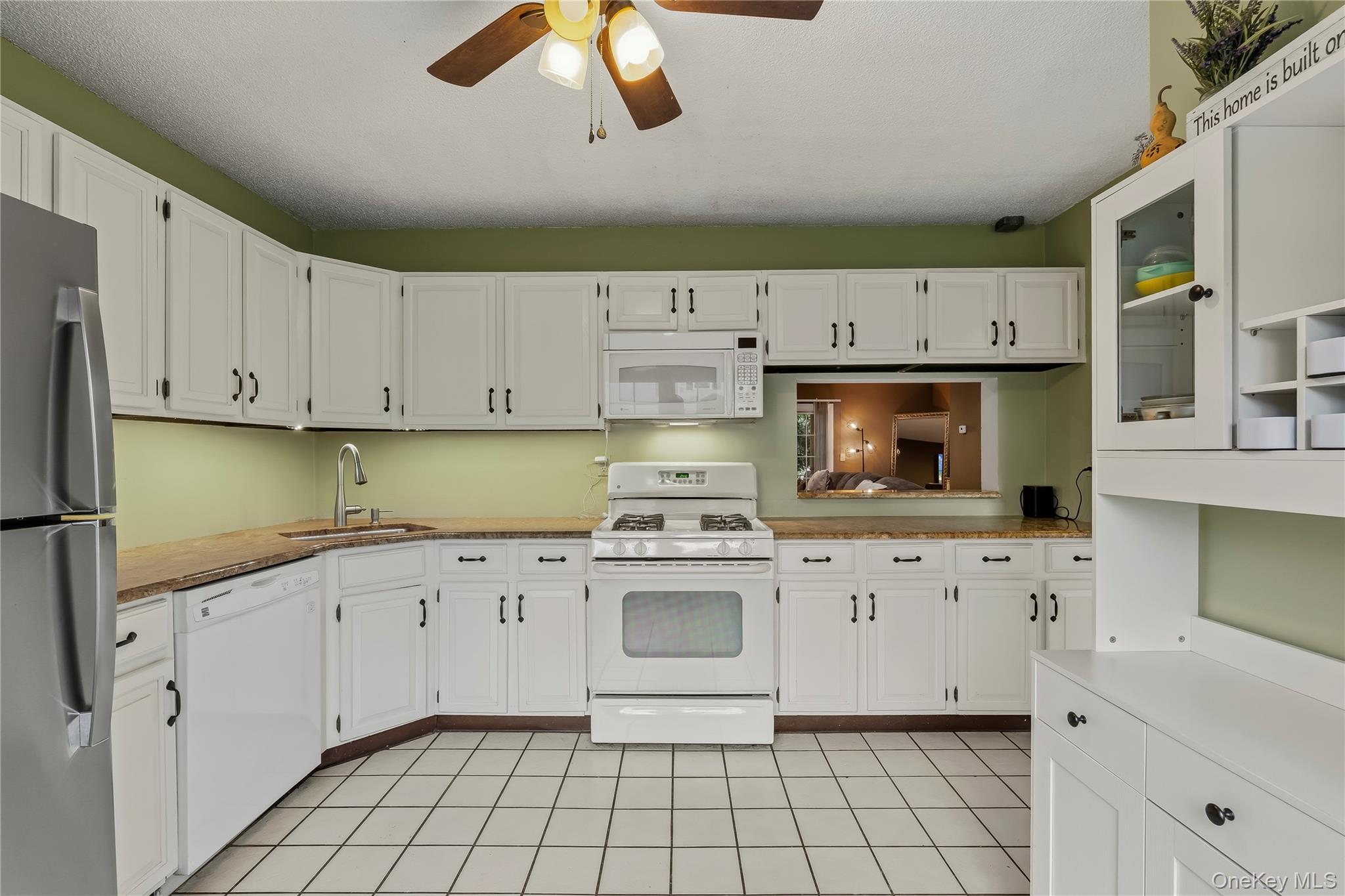 30 Winchester Avenue Property Photo 12