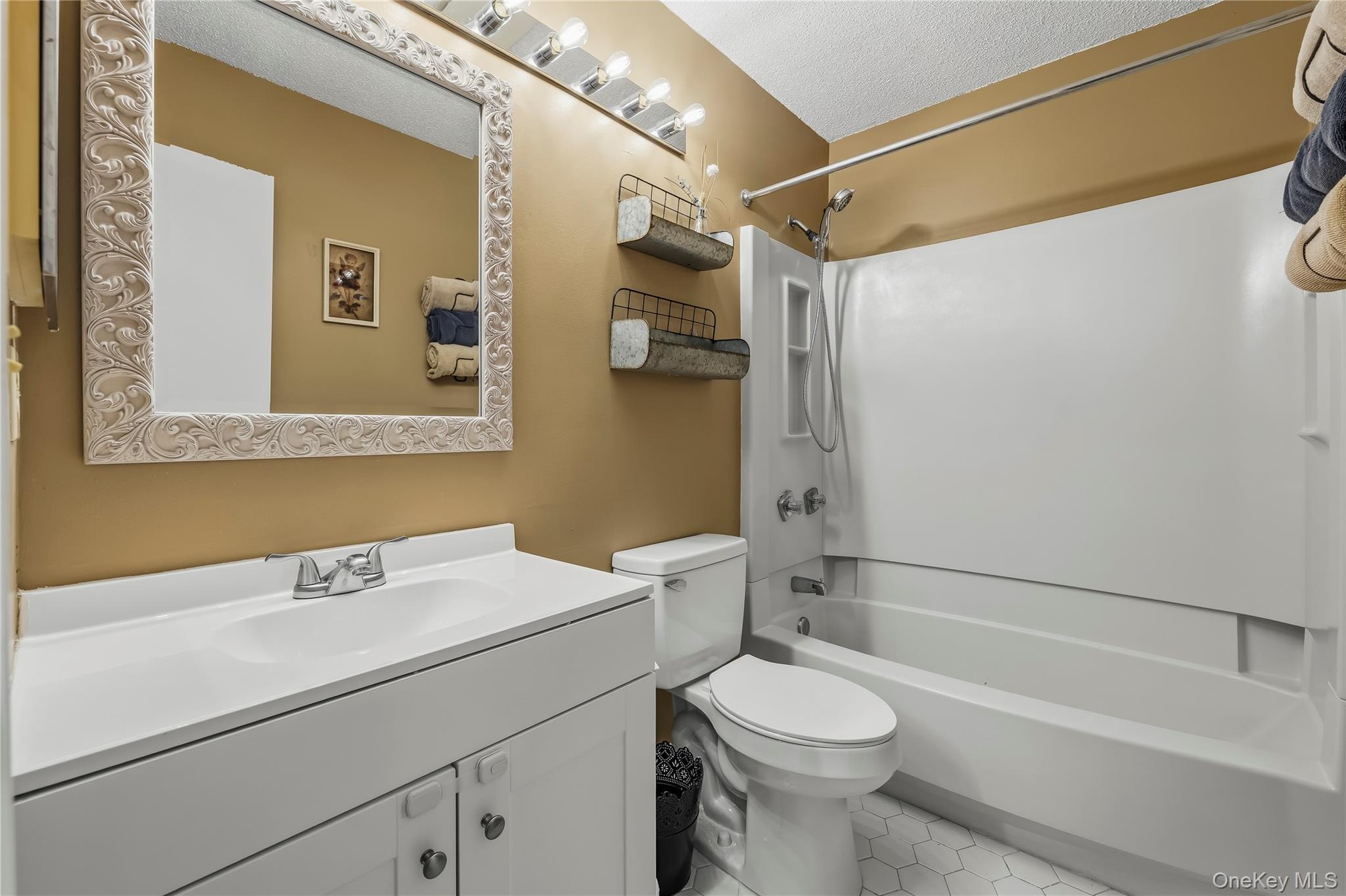 30 Winchester Avenue Property Photo 20
