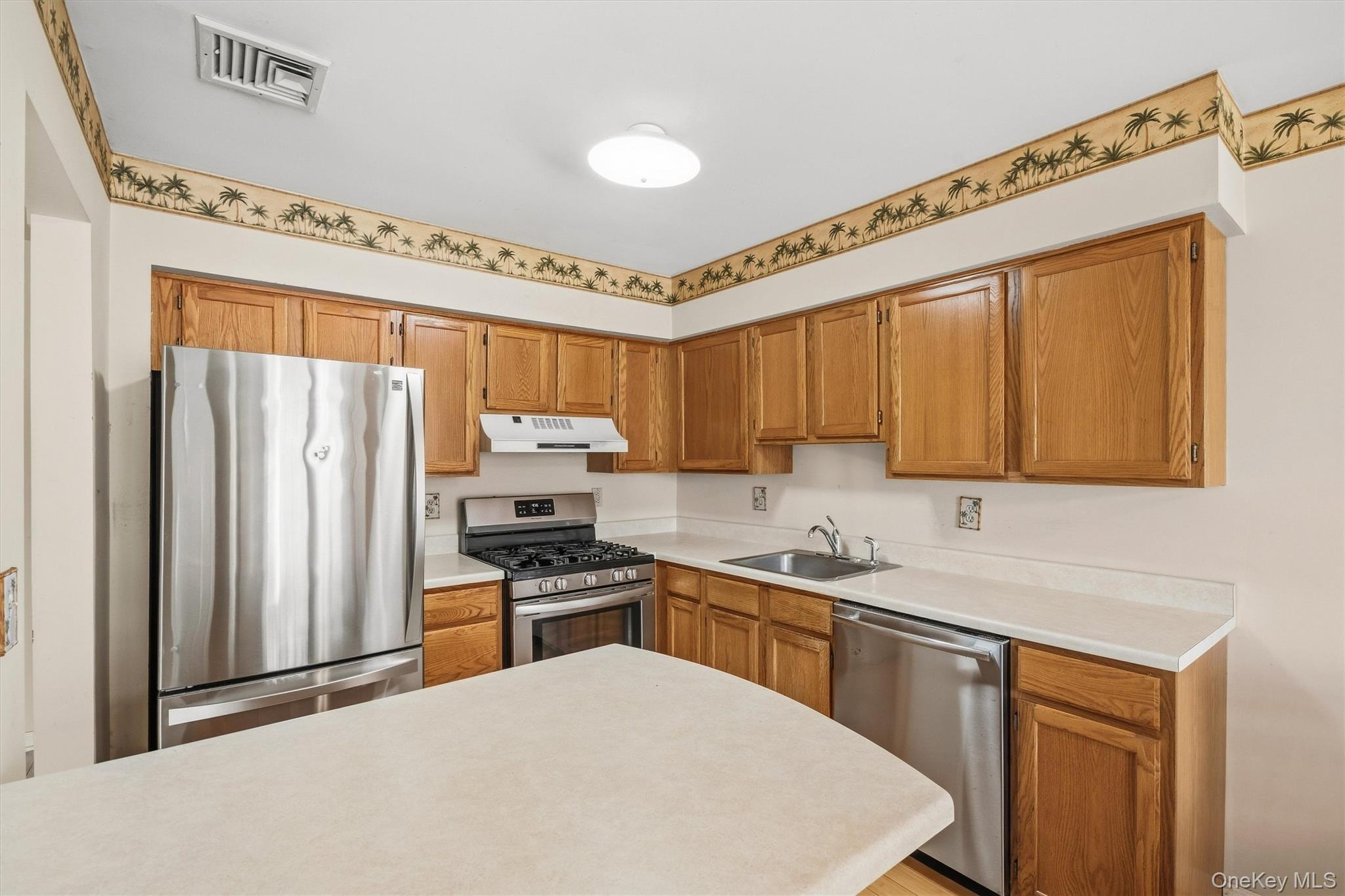 91 Jimal Drive Property Photo 16